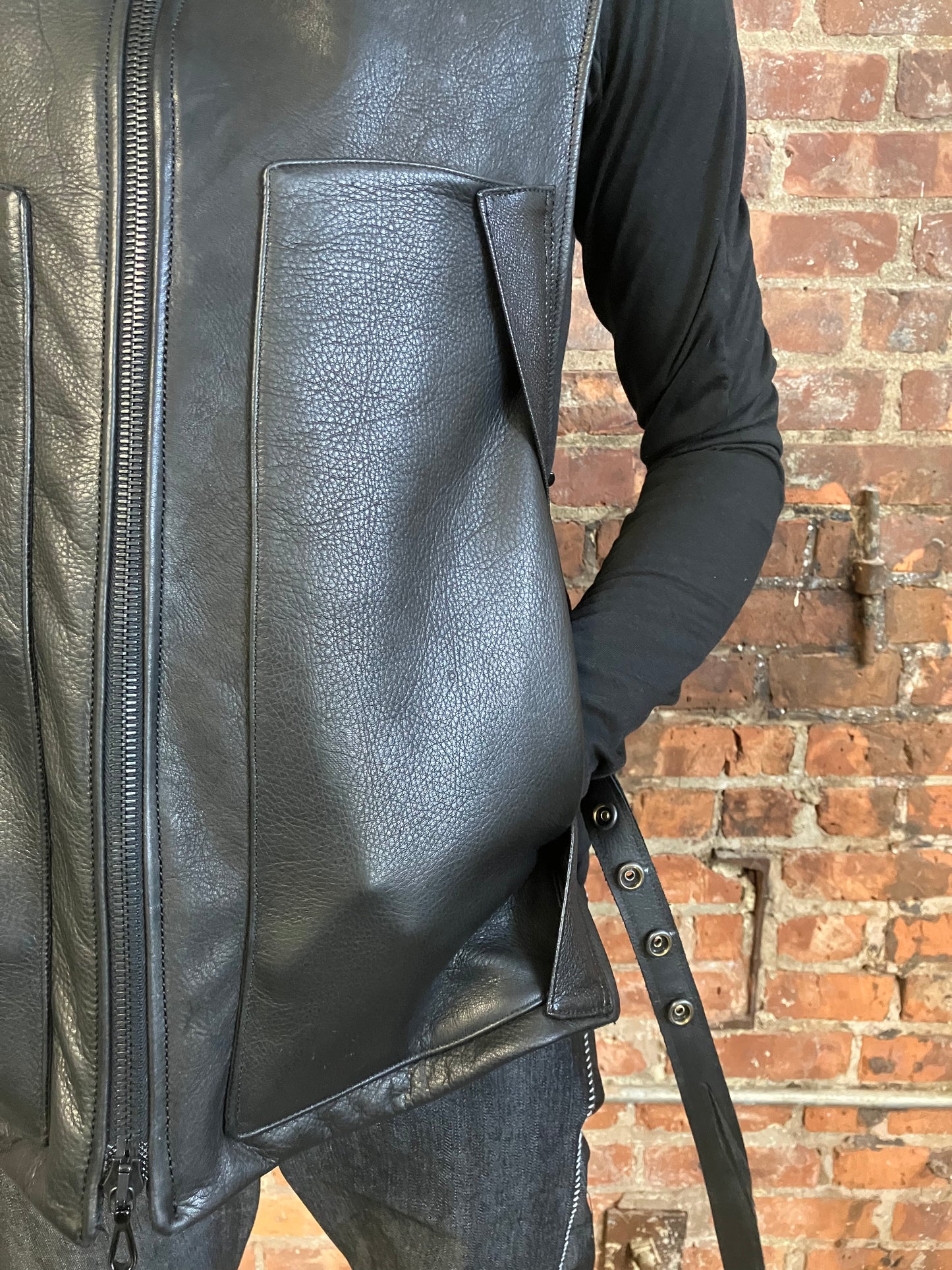 TACTICAL LEATHER VEST - COW| HORSE| GOAT - BLACK
