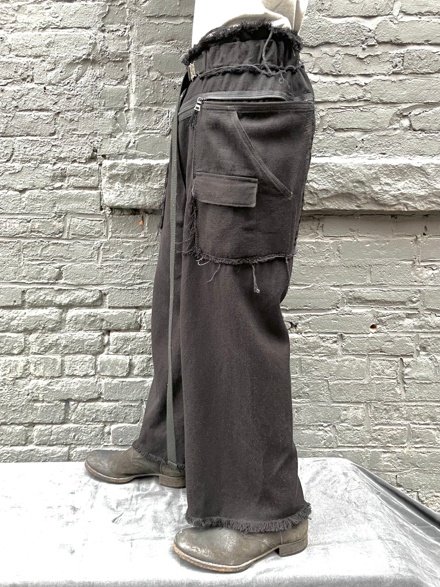 FW23 || ZIPPER BIG PANTS || HEAVY CANVAS - BLACK