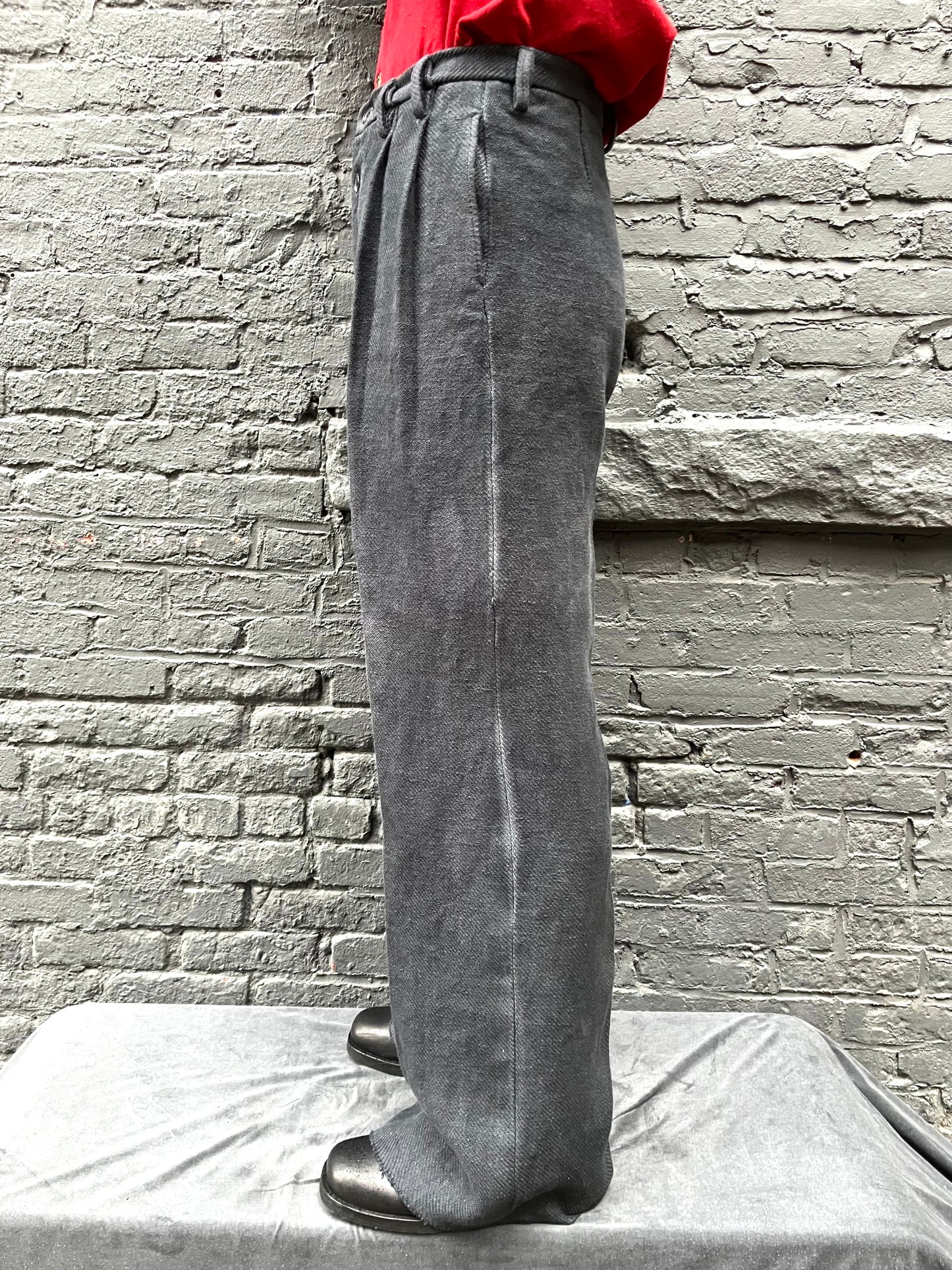 FW23 || PLEATED GODDE JUTE PANTS || 100% JUTE - BLACK