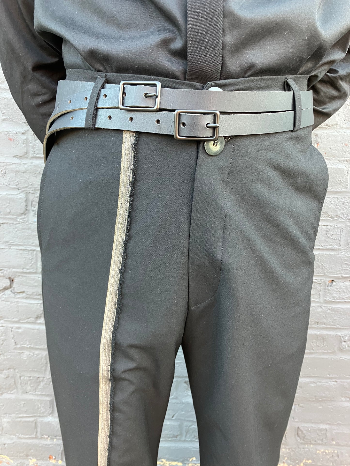 FW23 || CLASSIC SIAMESE BELT || BLACK