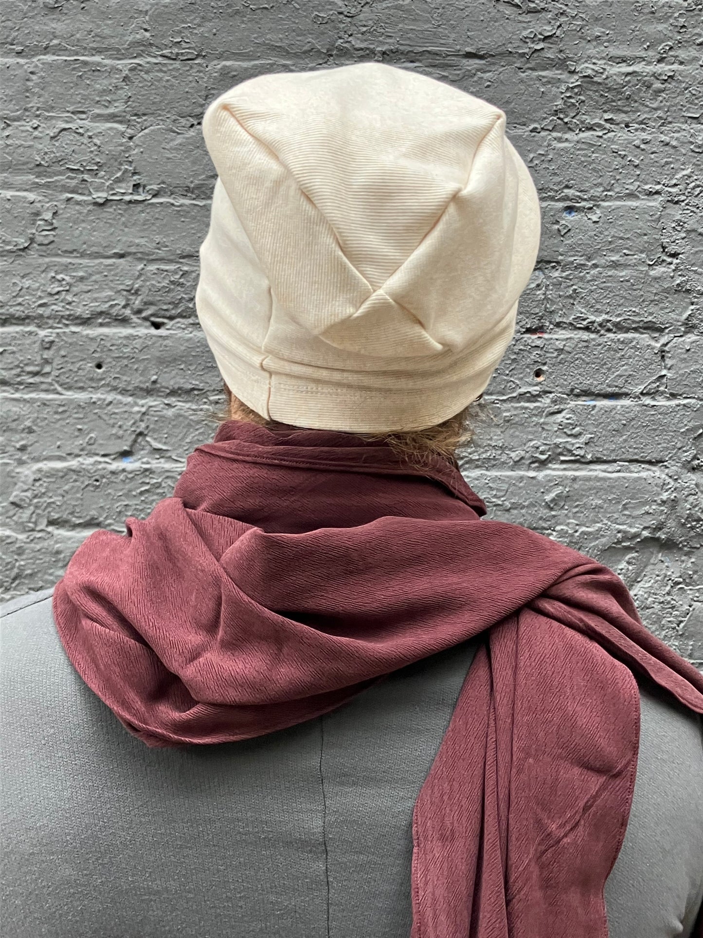 FW23 || LONG DOME COTTON BEANIE || ECRU