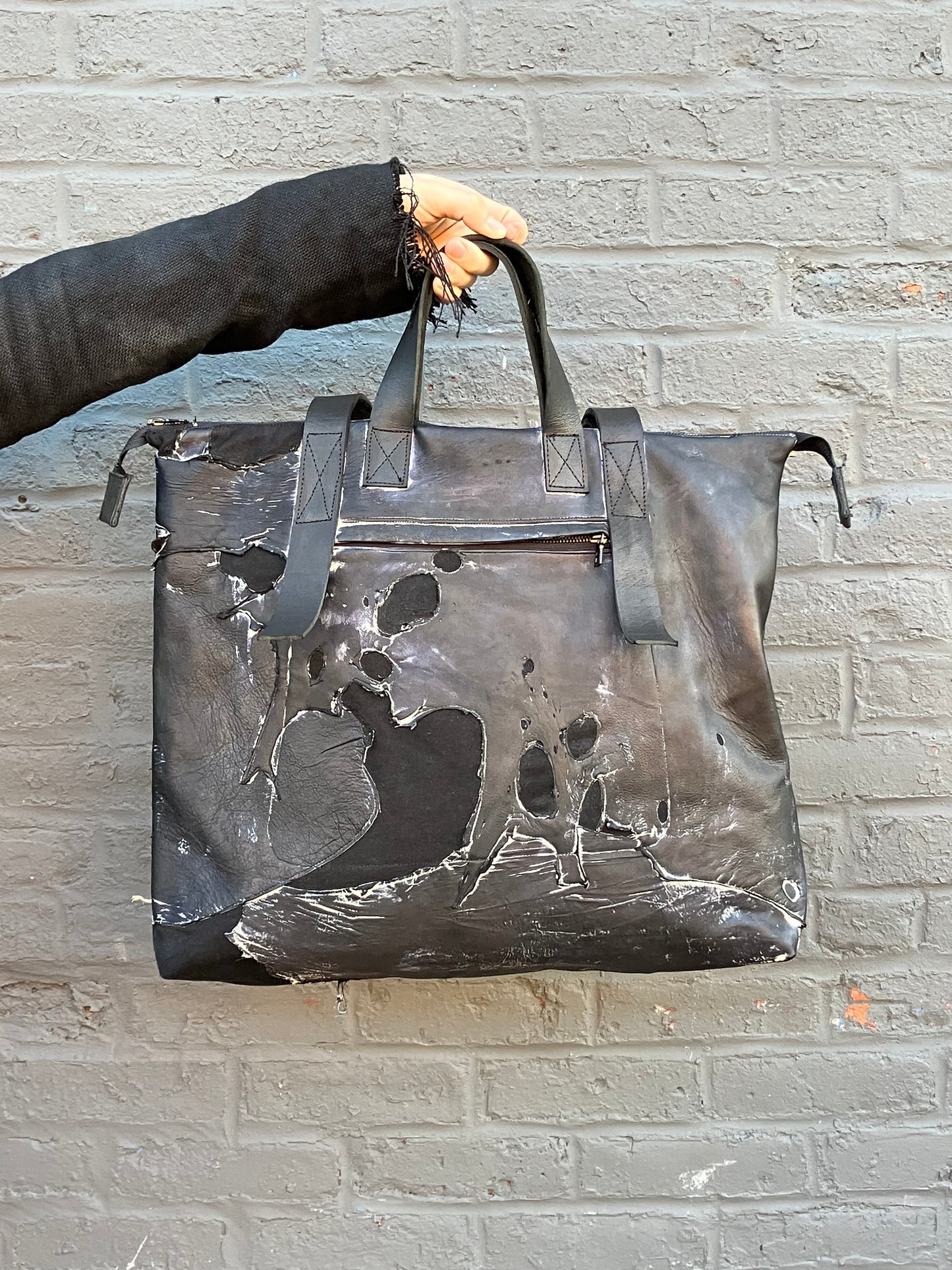 FW23 || PHILOSOPHER POET TOTE BAG || MOONSTAR BLACK