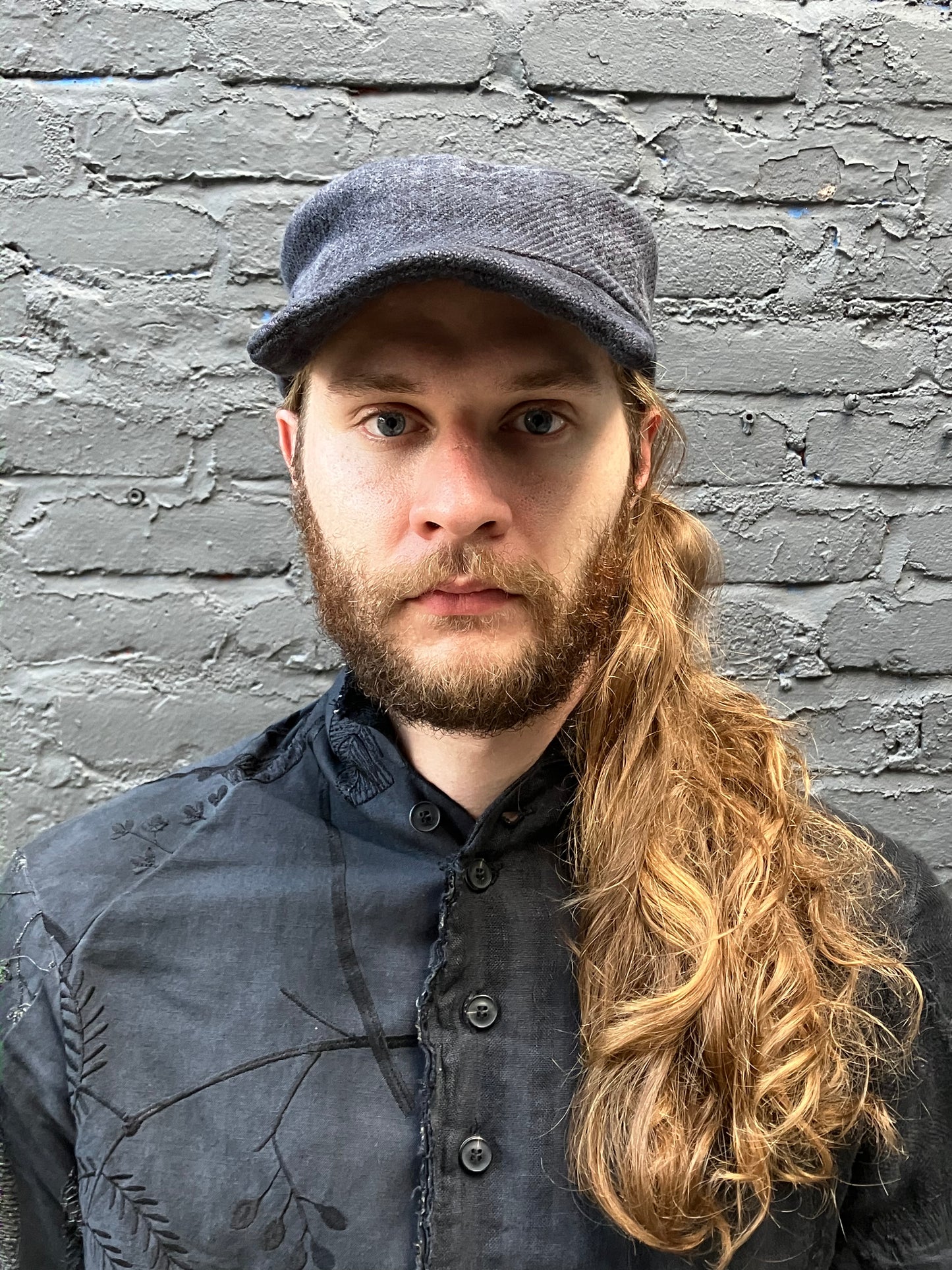 FW23 || EXTENDED BILL HAT || BLACK JUTE