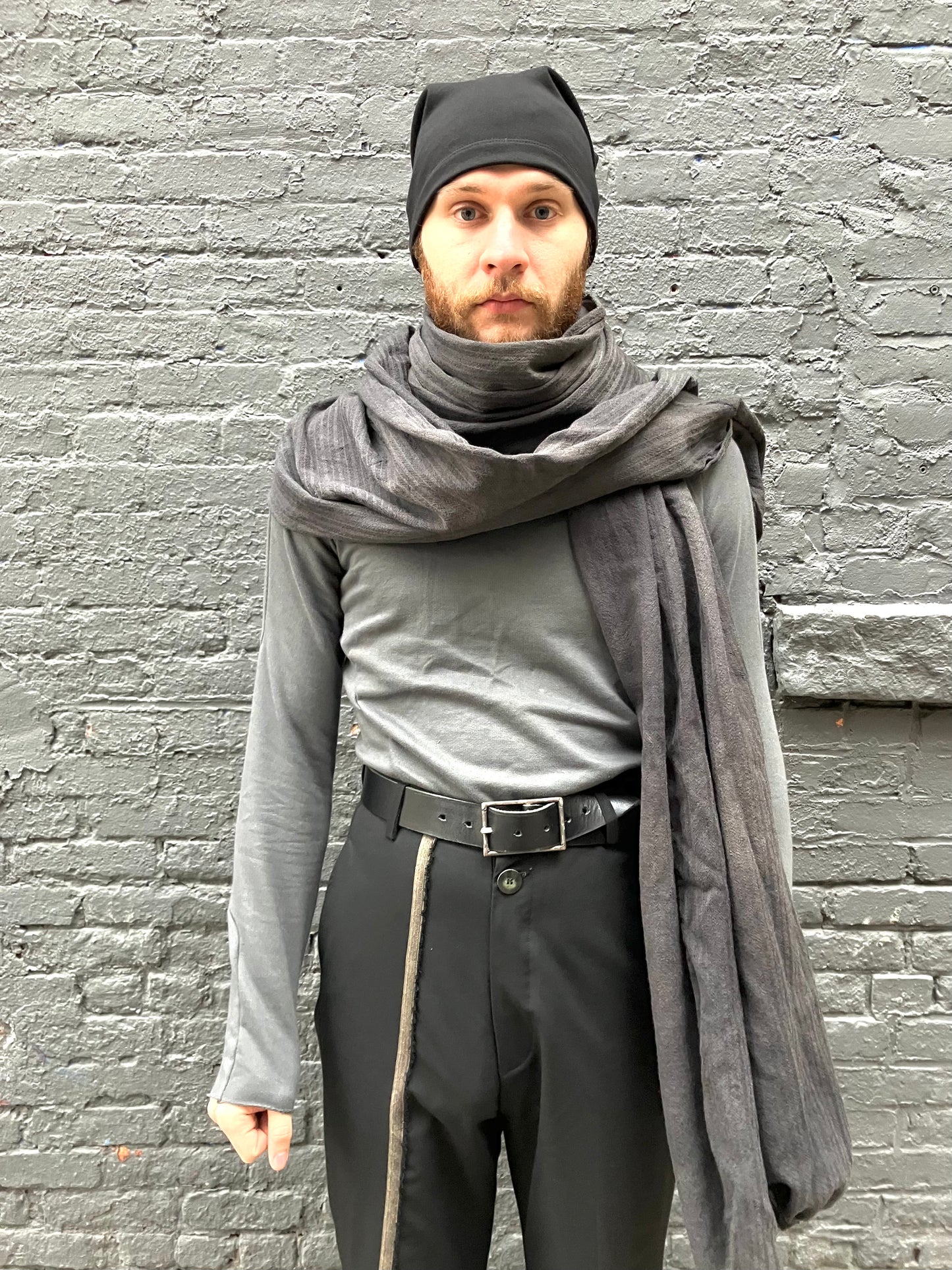 FW23 || RIDGE SCARF || BLACK WOOL