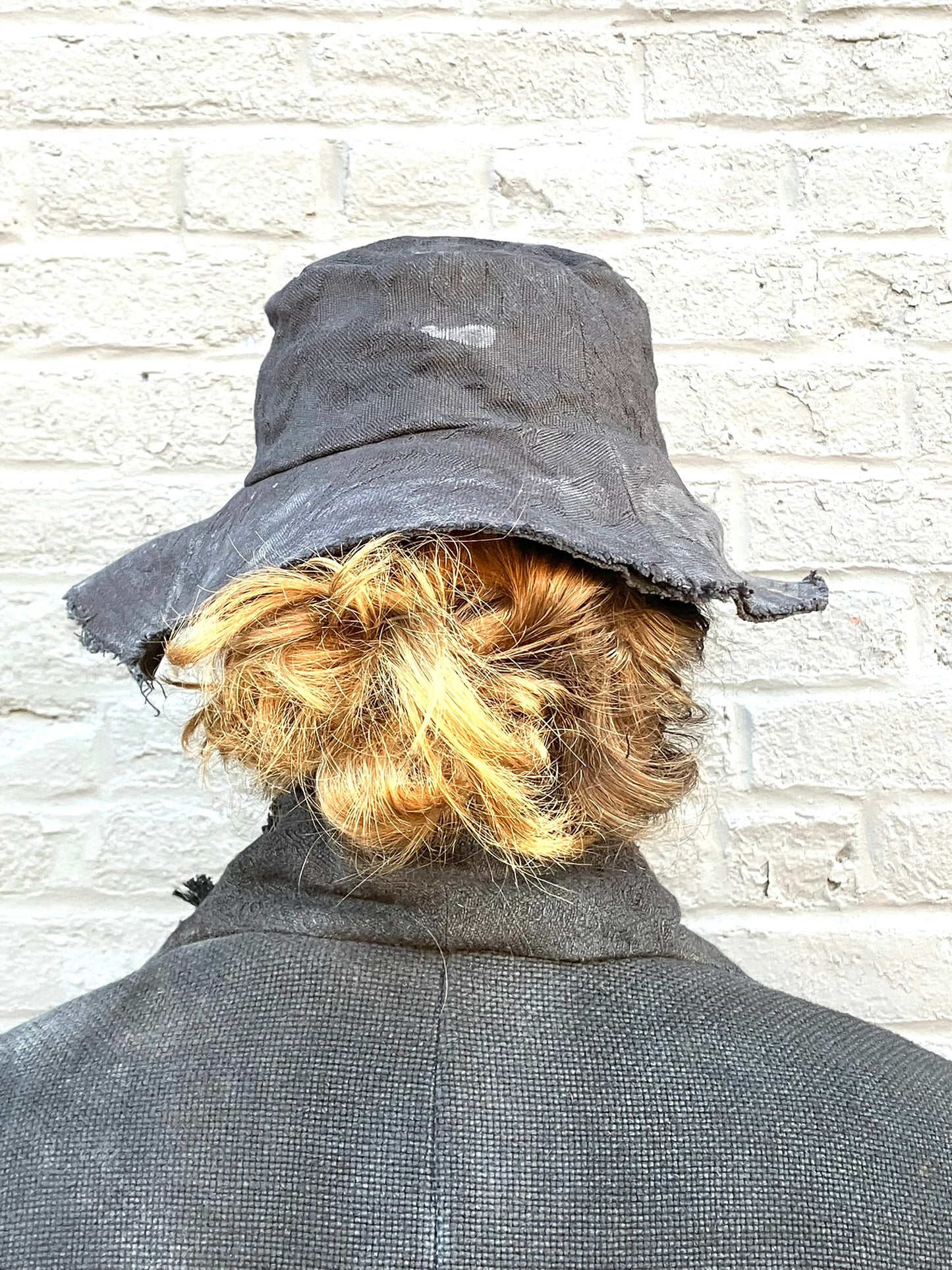 FW23 || REVERSIBLE BUCKET HAT || LINEN BROCADE - OD BLACK