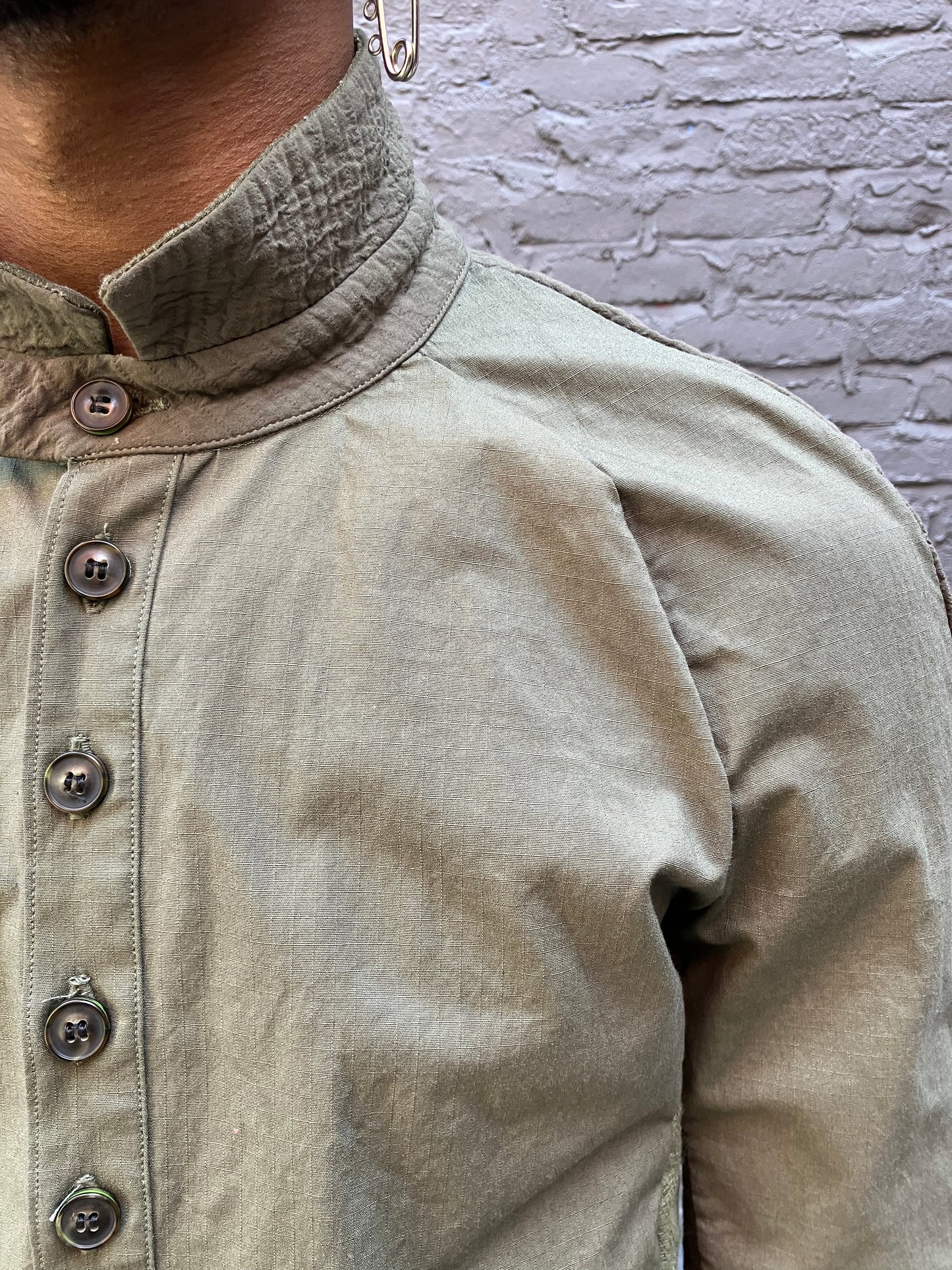 FW23 || RAGLAN FRONT SHIRT || GREEN