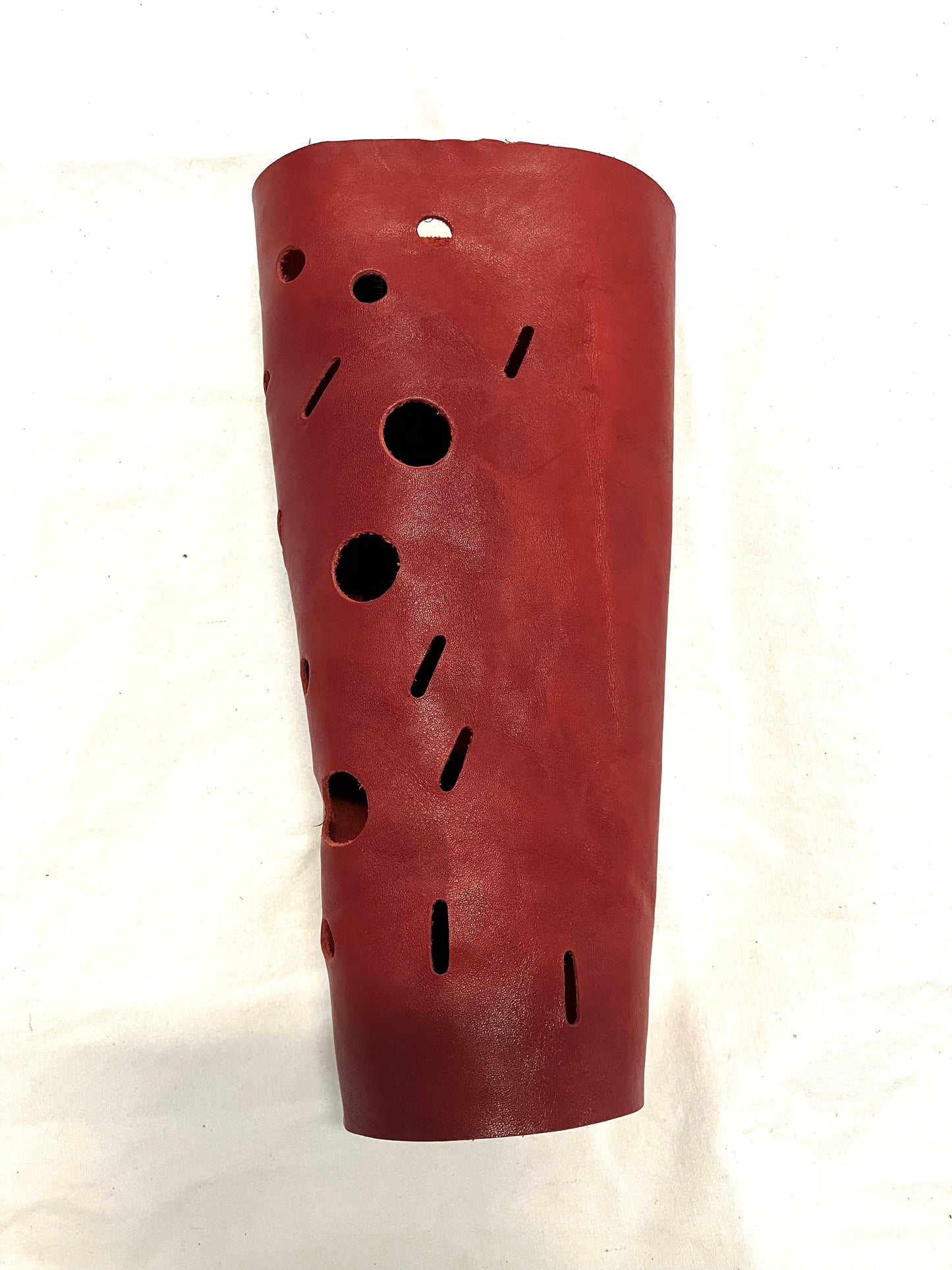 SS23 || PUNCHED ARM BANDS - RED