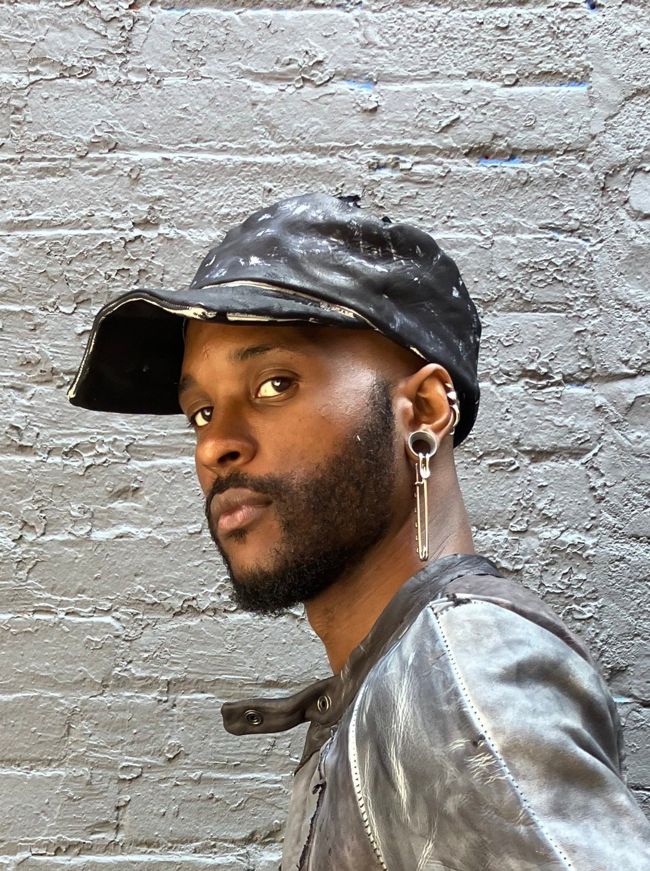 FW23 || EXTENDED BILL HAT || MOONSTAR BLACK