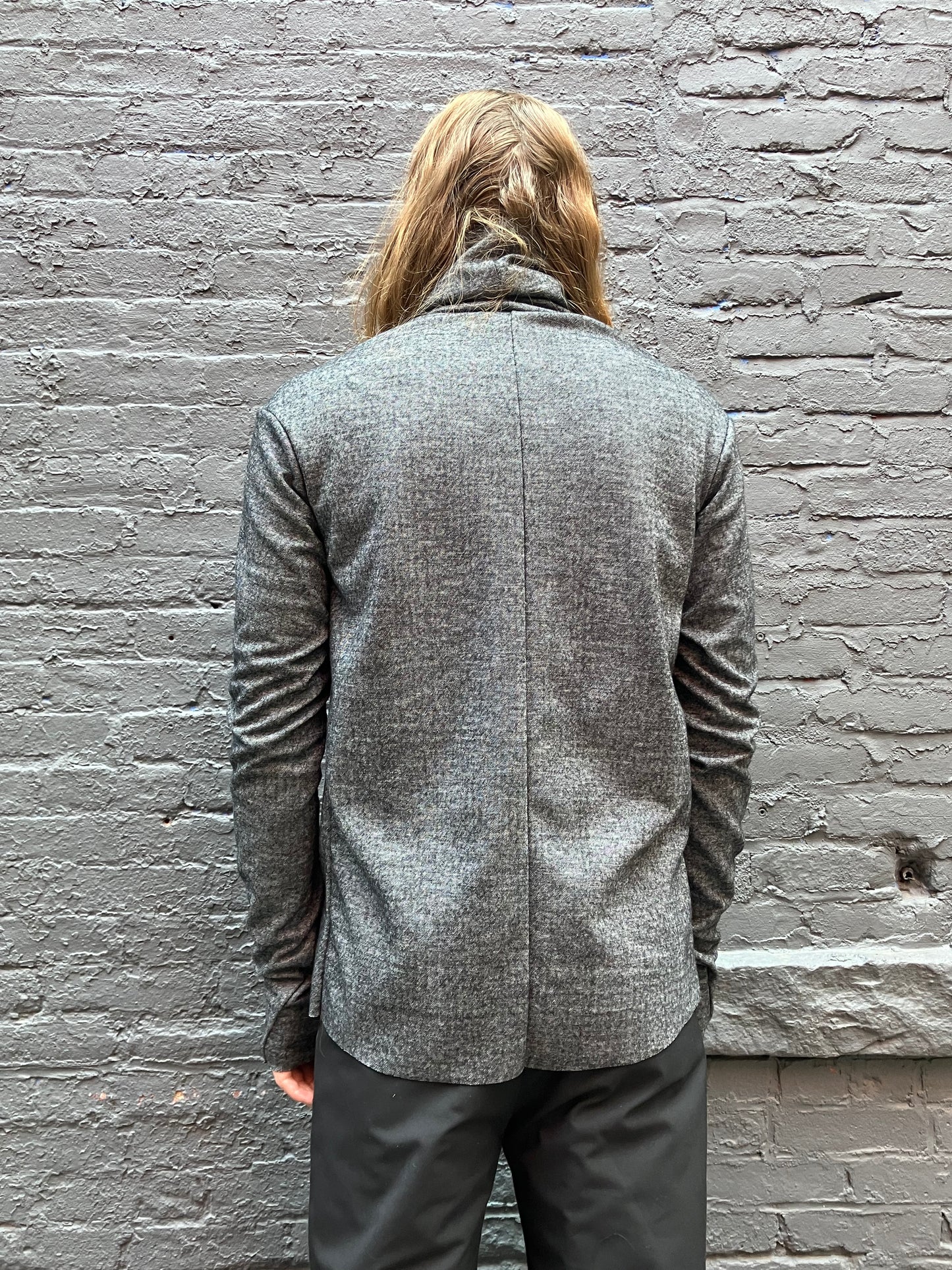 FW23 || HIGH NECK REVERSIBLE FAULTED SHOULDER TOP || GREY + BLACK PLAID