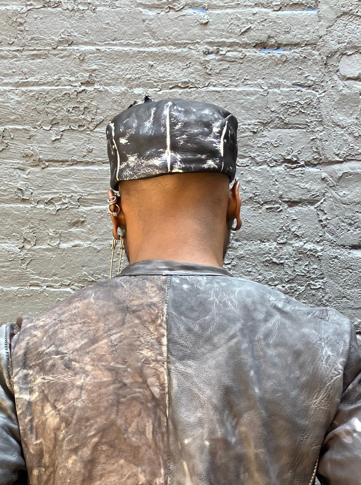 FW23 || EXTENDED BILL HAT || MOONSTAR BLACK
