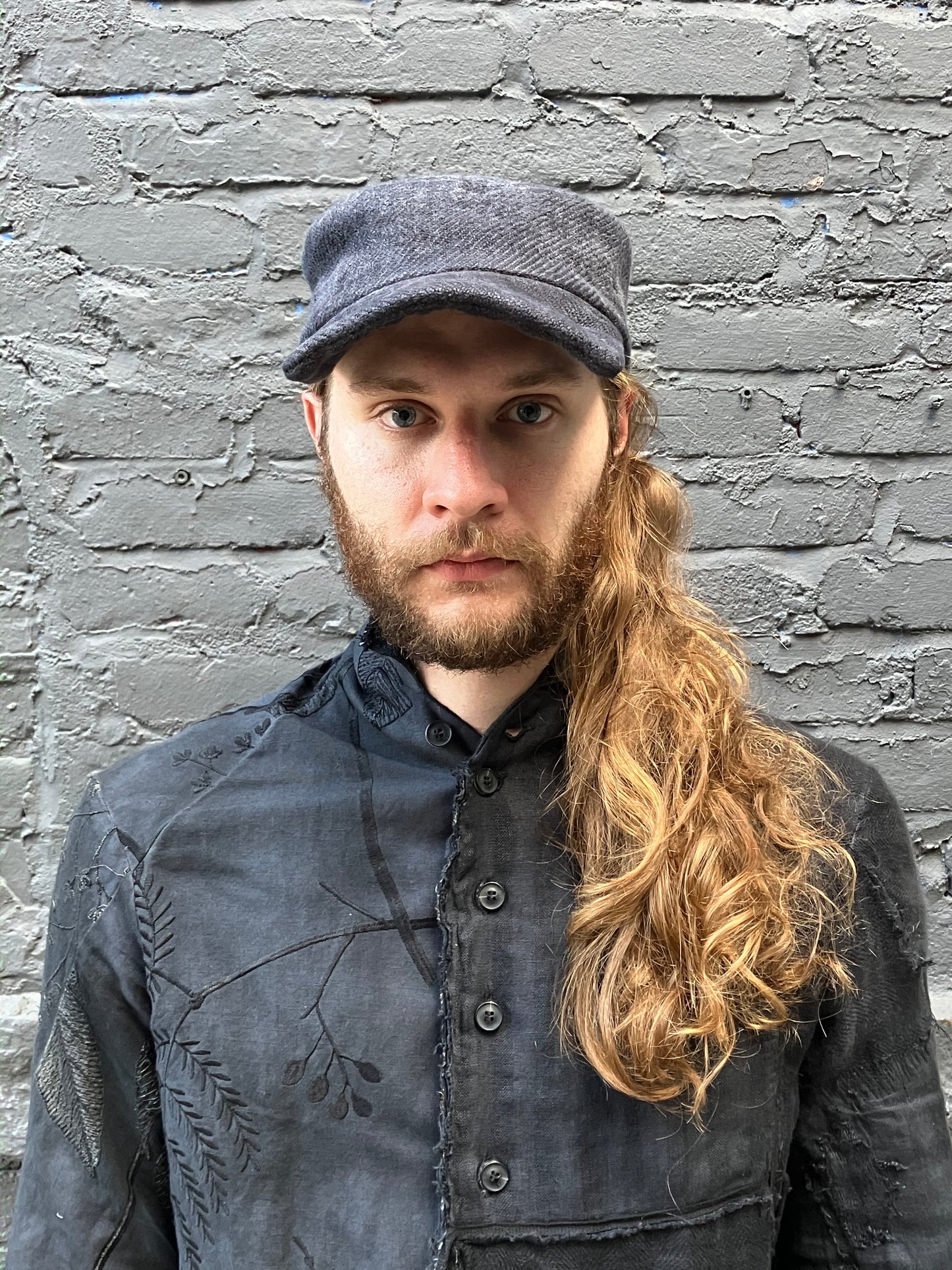 FW23 || EXTENDED BILL HAT || BLACK JUTE