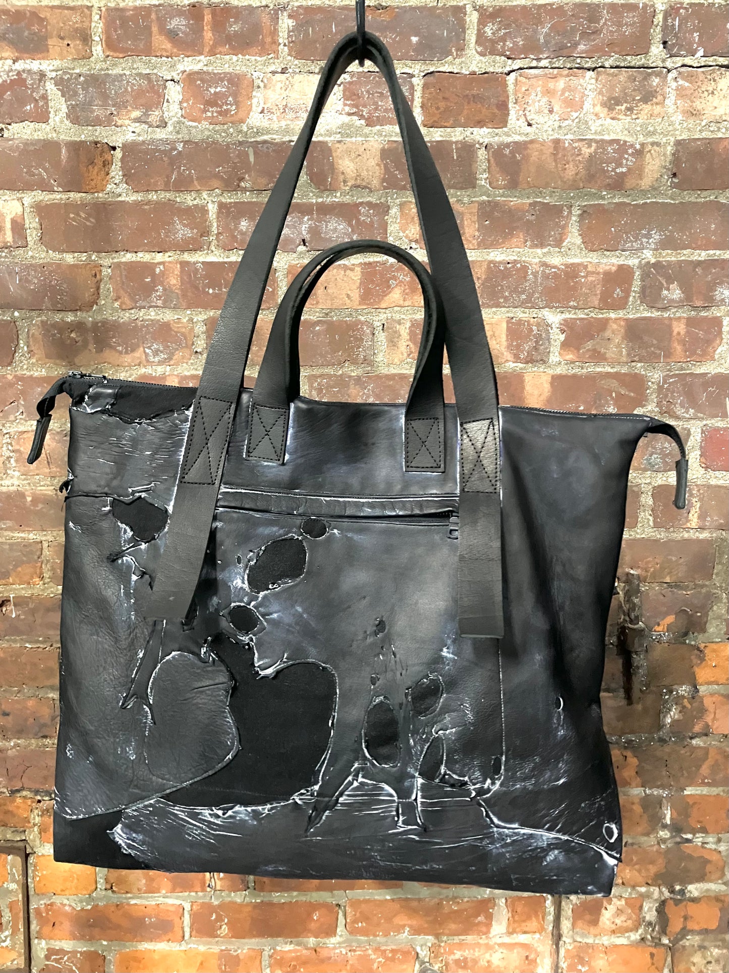 FW23 || PHILOSOPHER POET TOTE BAG || MOONSTAR BLACK