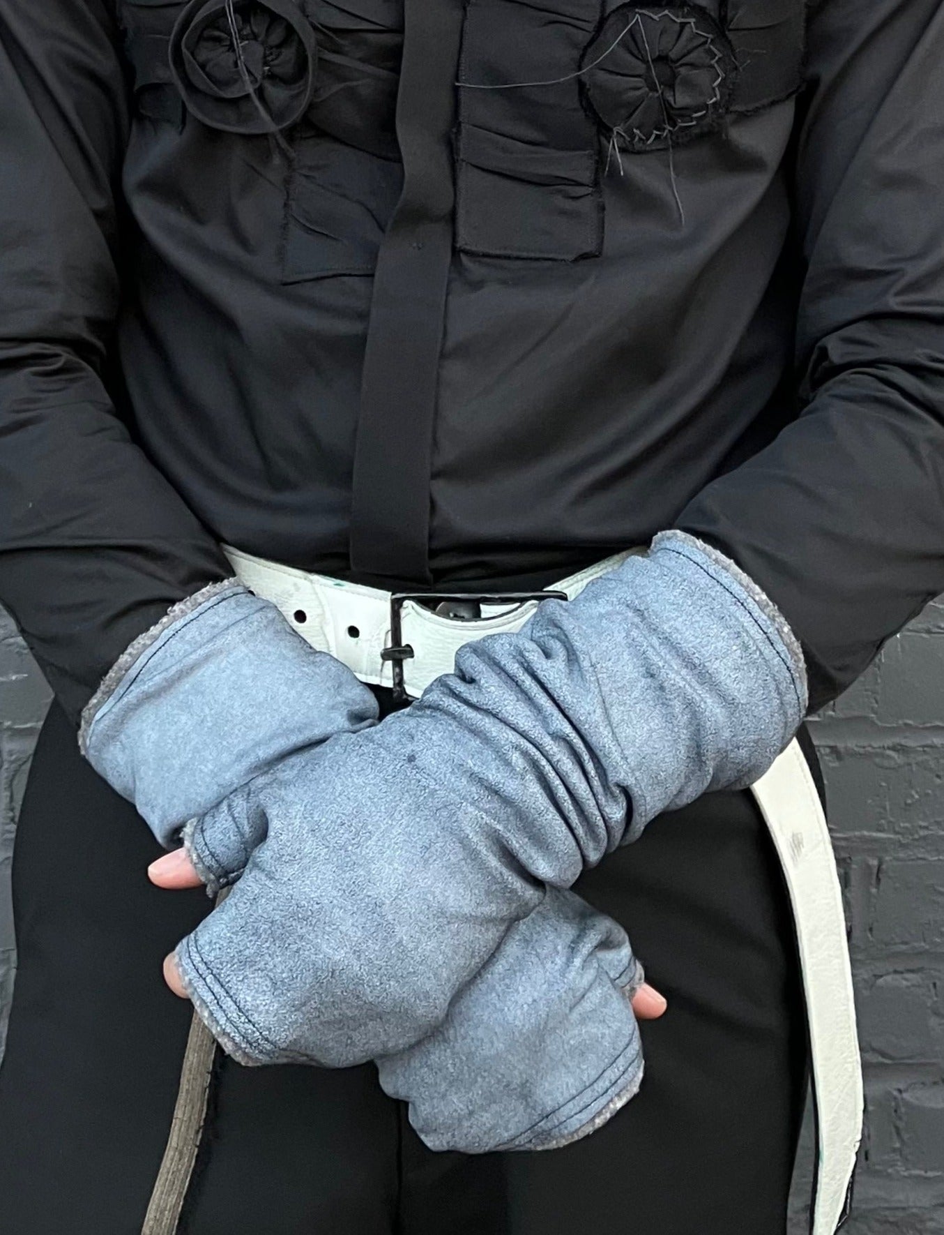 FW23 || LONG FINGERLESS GAUNTLETS || LEATHER + KNIT - GREY