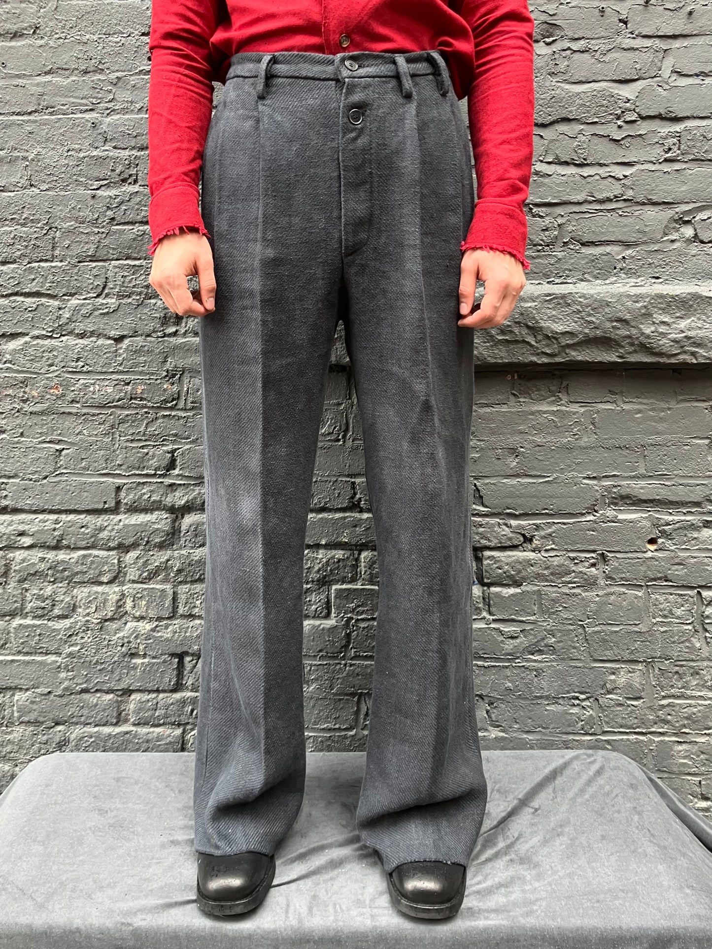 FW23 || PLEATED GODDE JUTE PANTS || 100% JUTE - BLACK