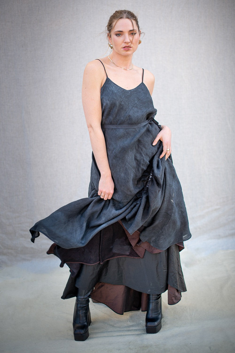FW24 || STRING THEORY LINEN RAYON DRESS || WASHED BLACK ZFactorie FW24 || STRING THEORY LINEN RAYON DRESS || WASHED BLACK ZFactorie