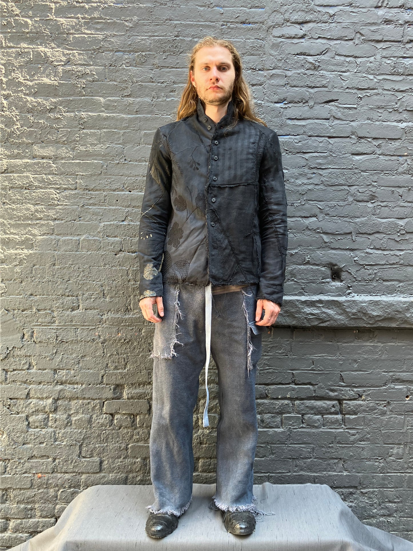 FW23 || PROTOLOGICAL ARCHETYPE ZERO EBROIDERED DARNSTITCH SHIRT || BLACK