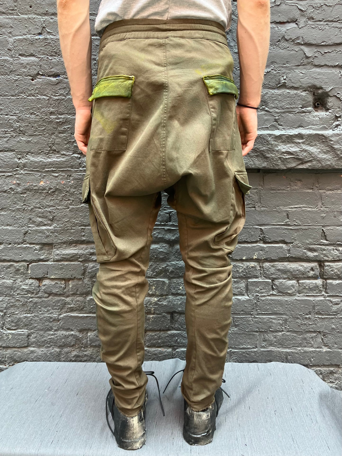 FW23 || INSERT ZIPPER / MOONSTAR LEATHER || STRETCH COTTON PANTS - COMBAT GREEN