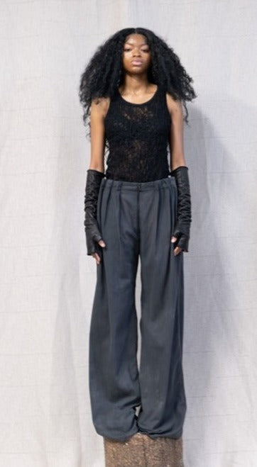 SS23 FEMME || PICKED PLEAT PANTS - CHARCOAL DYED