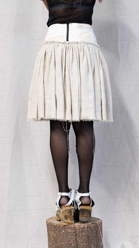 SS23 FEMME || MOONSTAR LINEN + LEATHER YOKE SHORT SKIRT