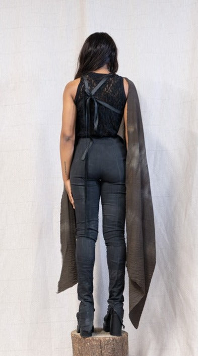 SS23 FEMME || BAUXITE DYED SCARF TOP