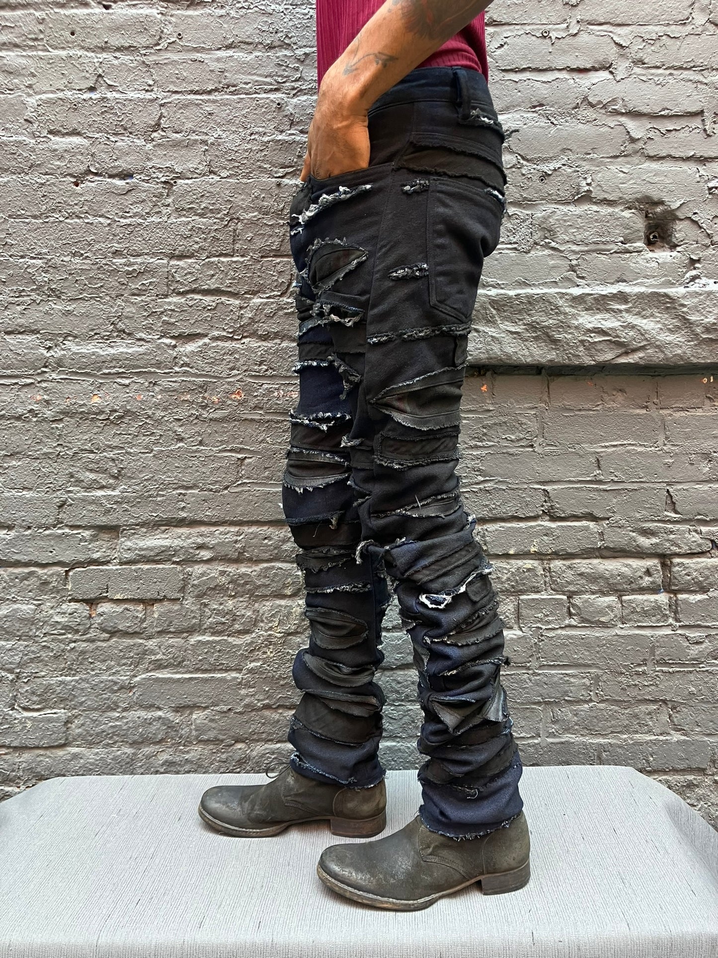 FW23 || DNA DESTROYED PANTS || 100% COTTON - BLACK