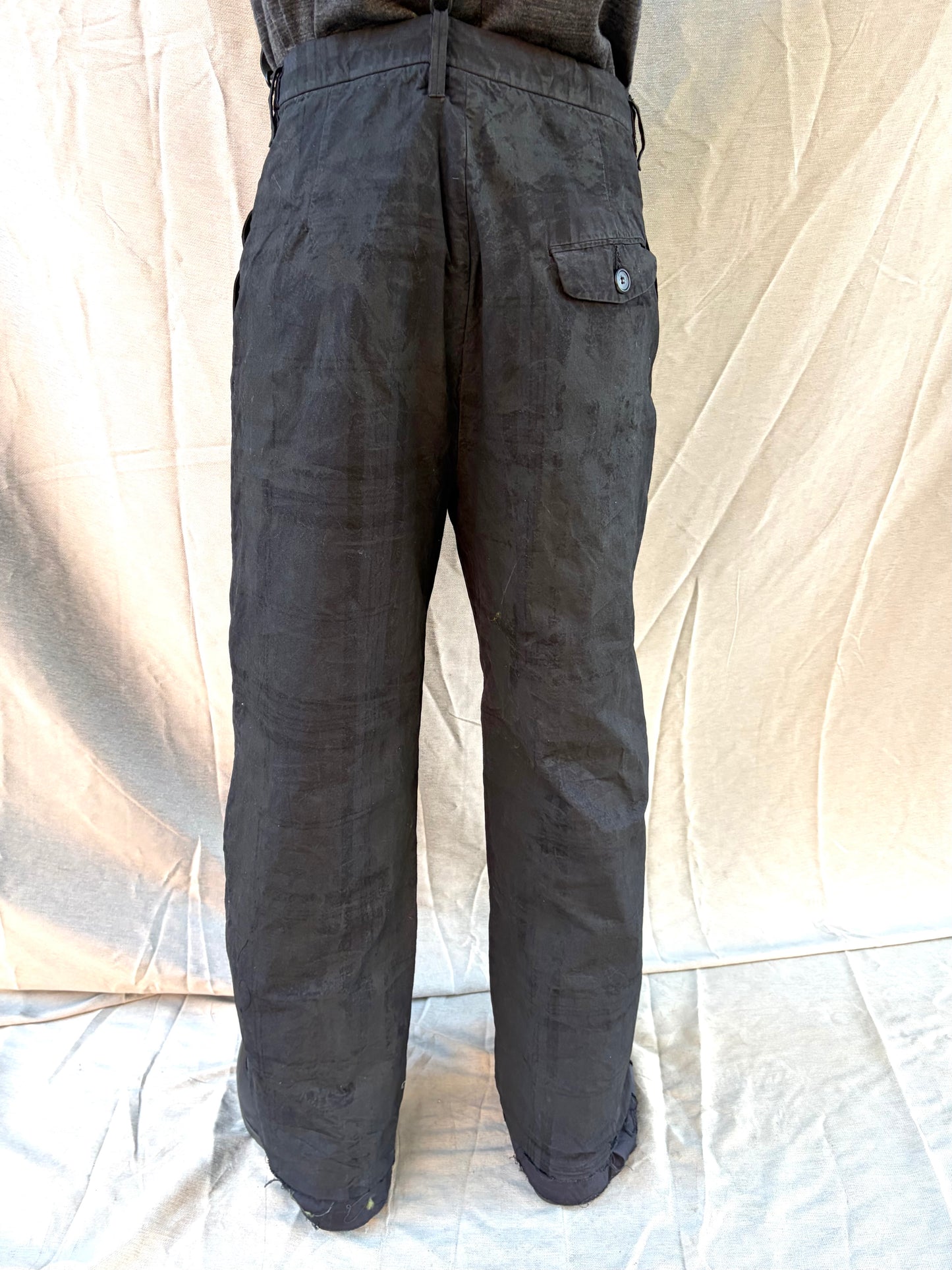 FW25 ||CLASSIC PLEATED GODDE PANTS|| COTTON || CHARCOAL COATED BLACK