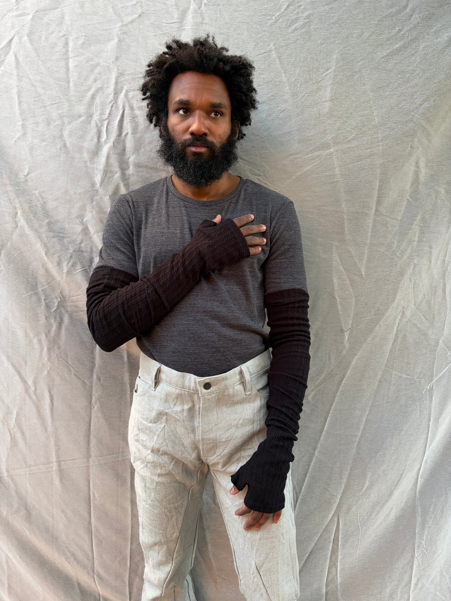 FW25 || MINIMALIST LONG ARM GAUNTLETS || SIMPLE BLACK