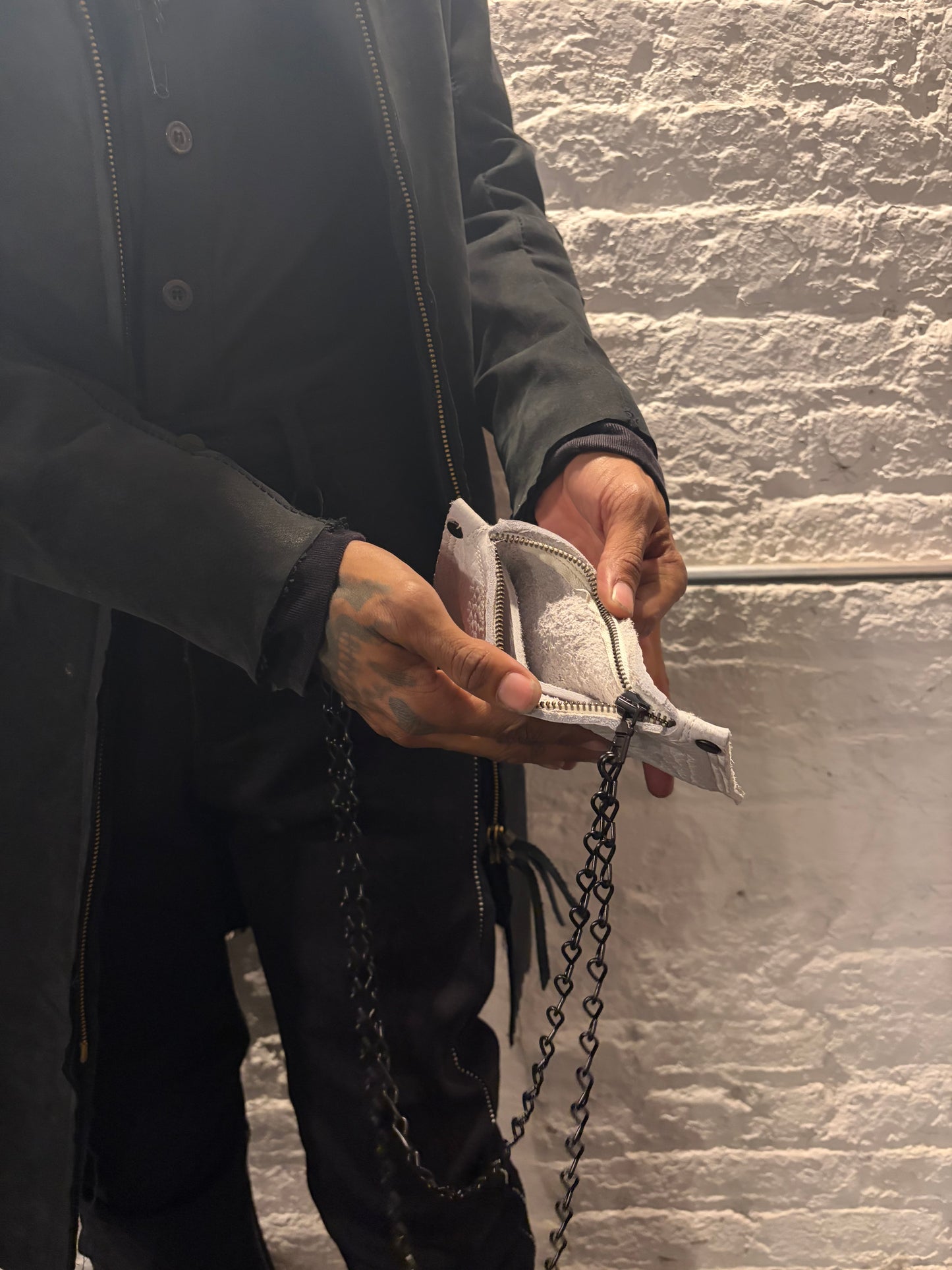 FW25 || ZB BLACK JACK + HOOK WALLET - WHITE || BISON