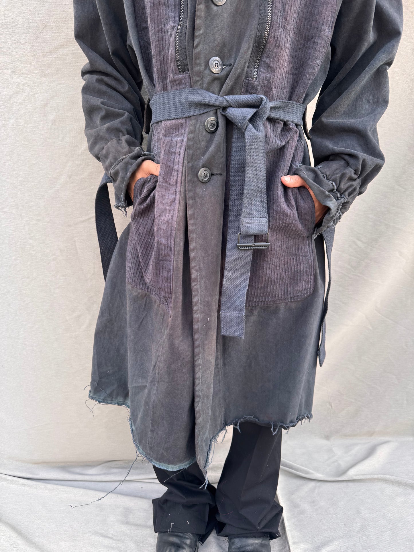 SS25 || BEAST LIGHTWEIGHT TRENCH COAT || BLACK