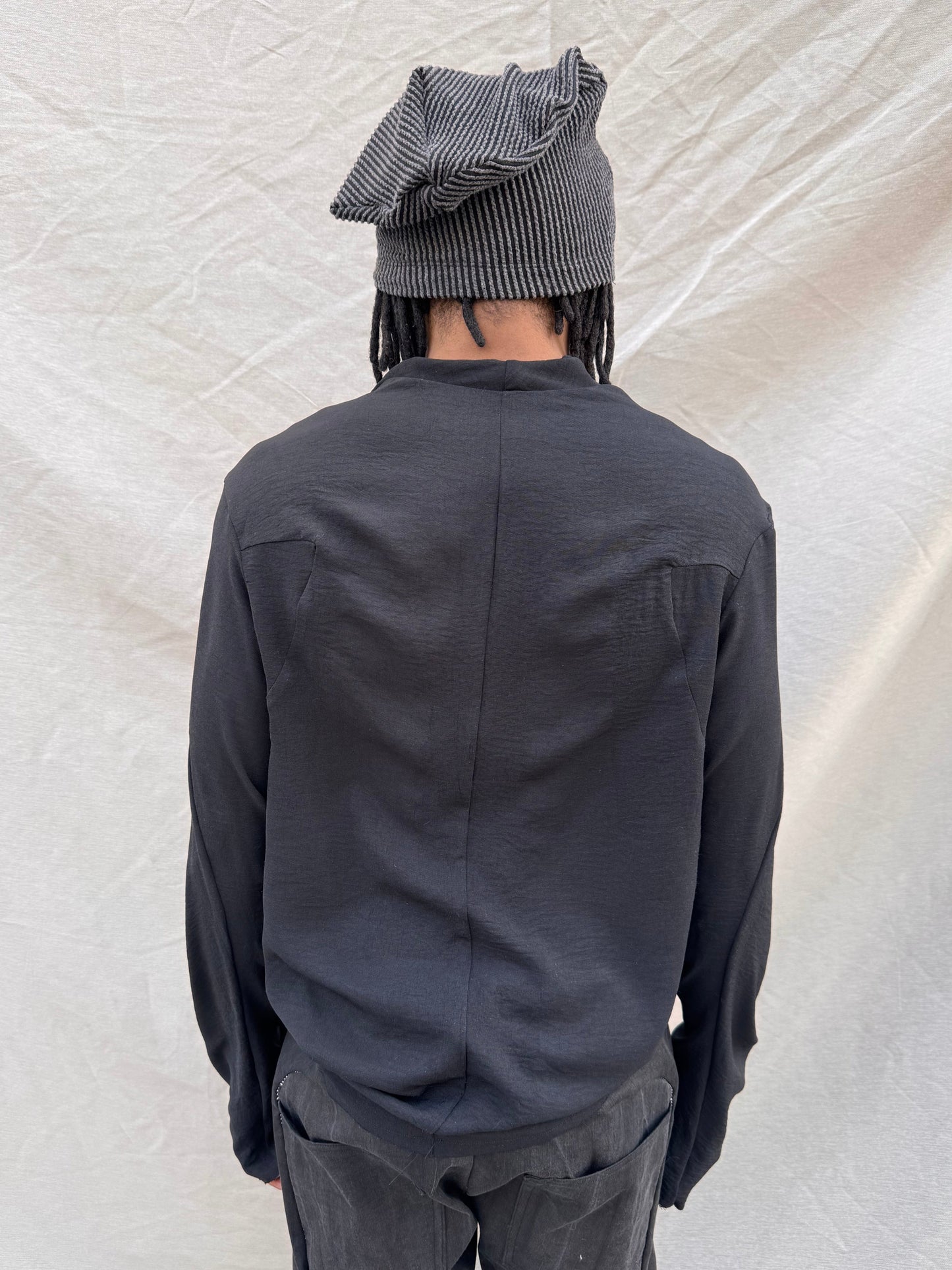 SS25 || OVERLOCKED PROTOLOGICAL TOP || BLACK