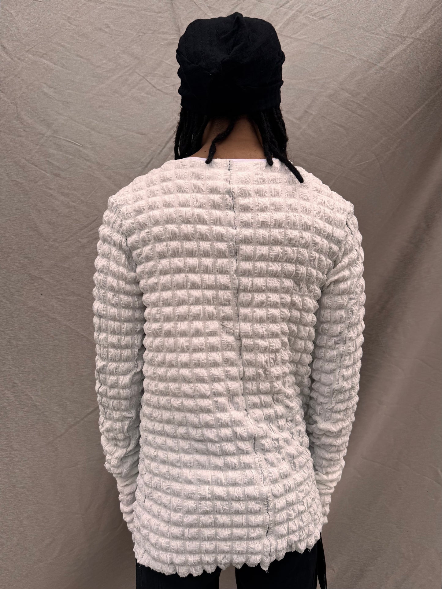 SS25 || OVERLOCKED PRIMORIDAL BUBBLE TEE || WHITE
