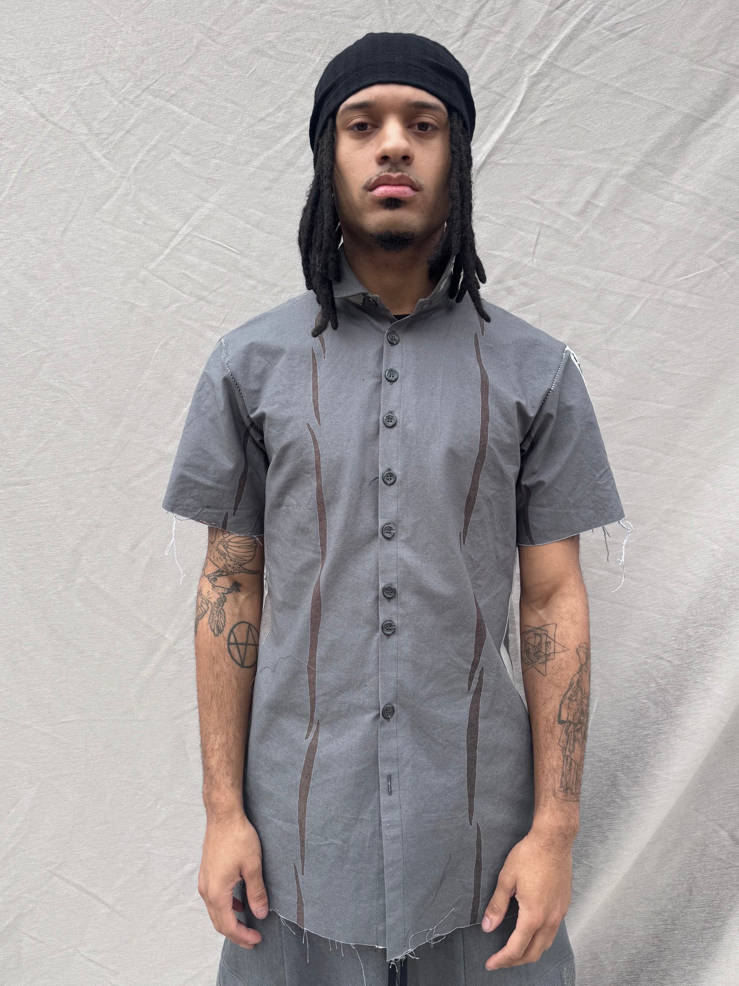 SS25 || FAULTED SHOULDER SHORT SLEEVE SHIRT || GREY