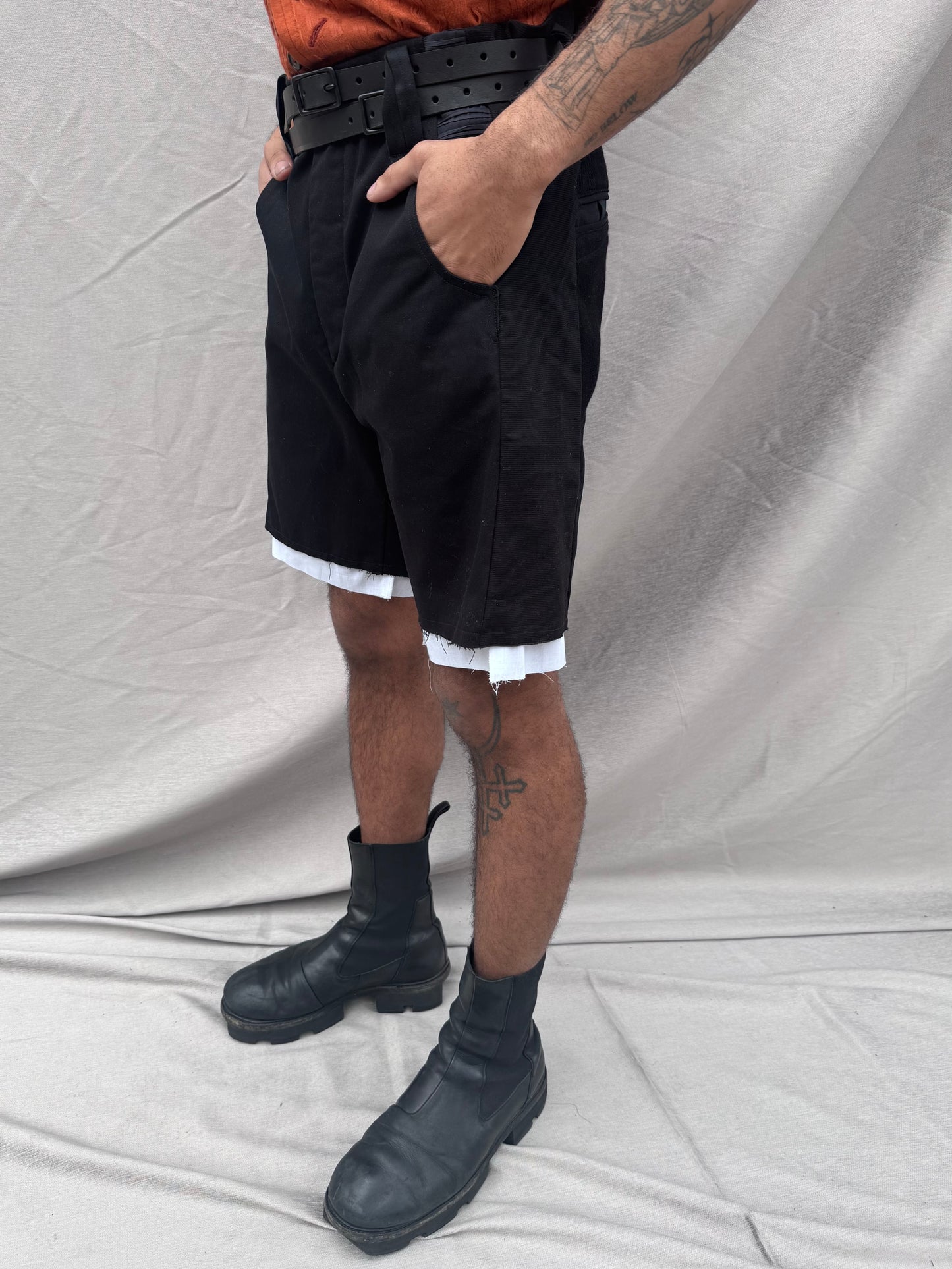 SS25 || TRI PANEL LINEN SHORTS - DOUBLE LAYER || BLACK