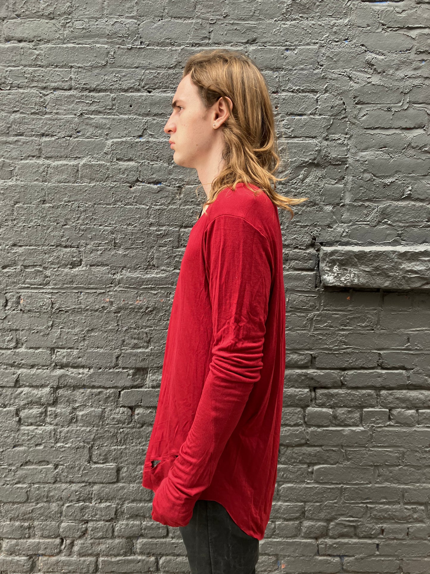 ZBT SS || ASSYMETRIC V-NECK OPEN LS TOP || RED