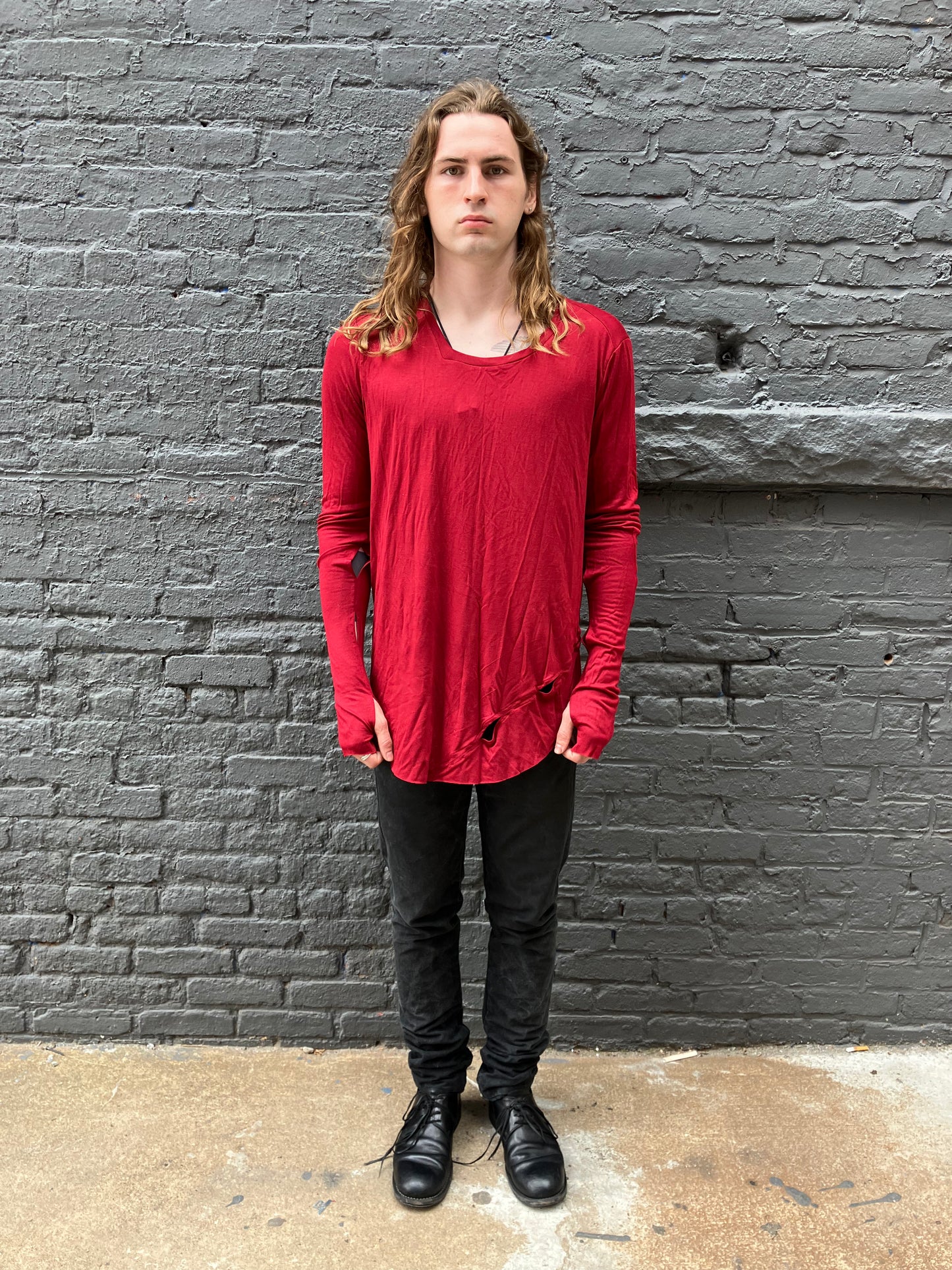 ZBT SS || ASSYMETRIC V-NECK OPEN LS TOP || RED