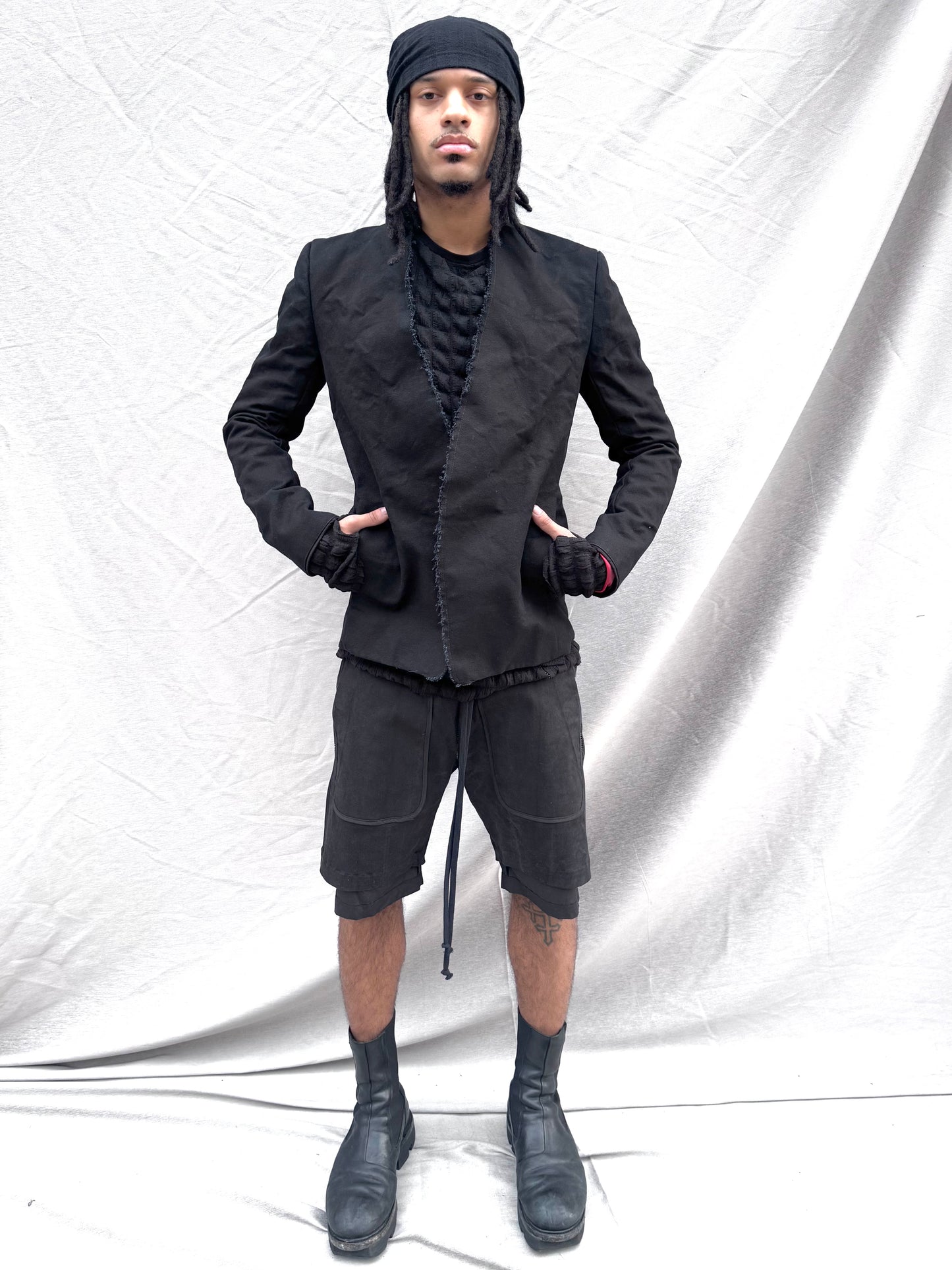 SS25 || OVERLOCKED PERIPATHETIC SHORTS || BLACK