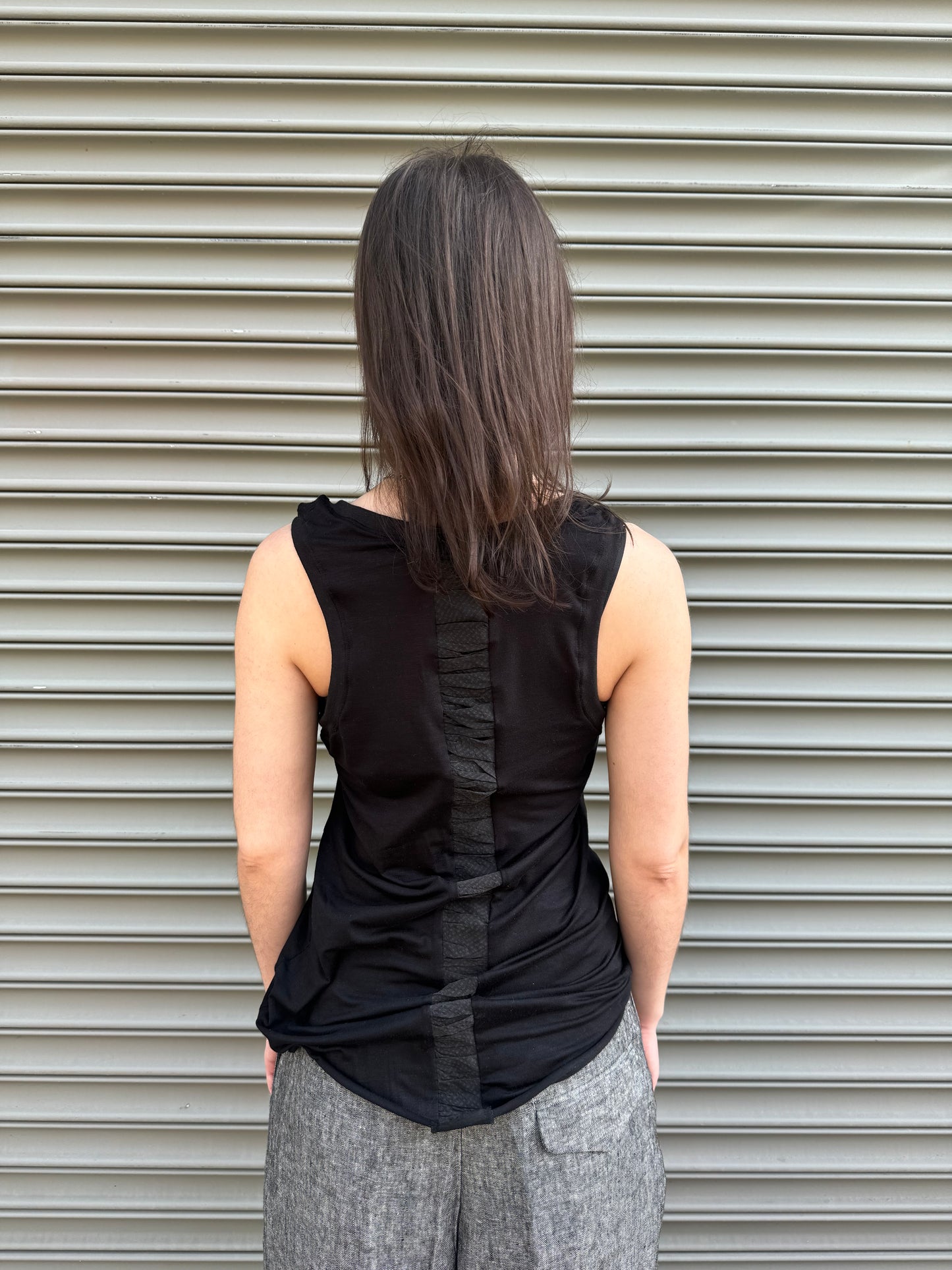 SS24 || RUCHED SPINE TANK TOP || BLACK
