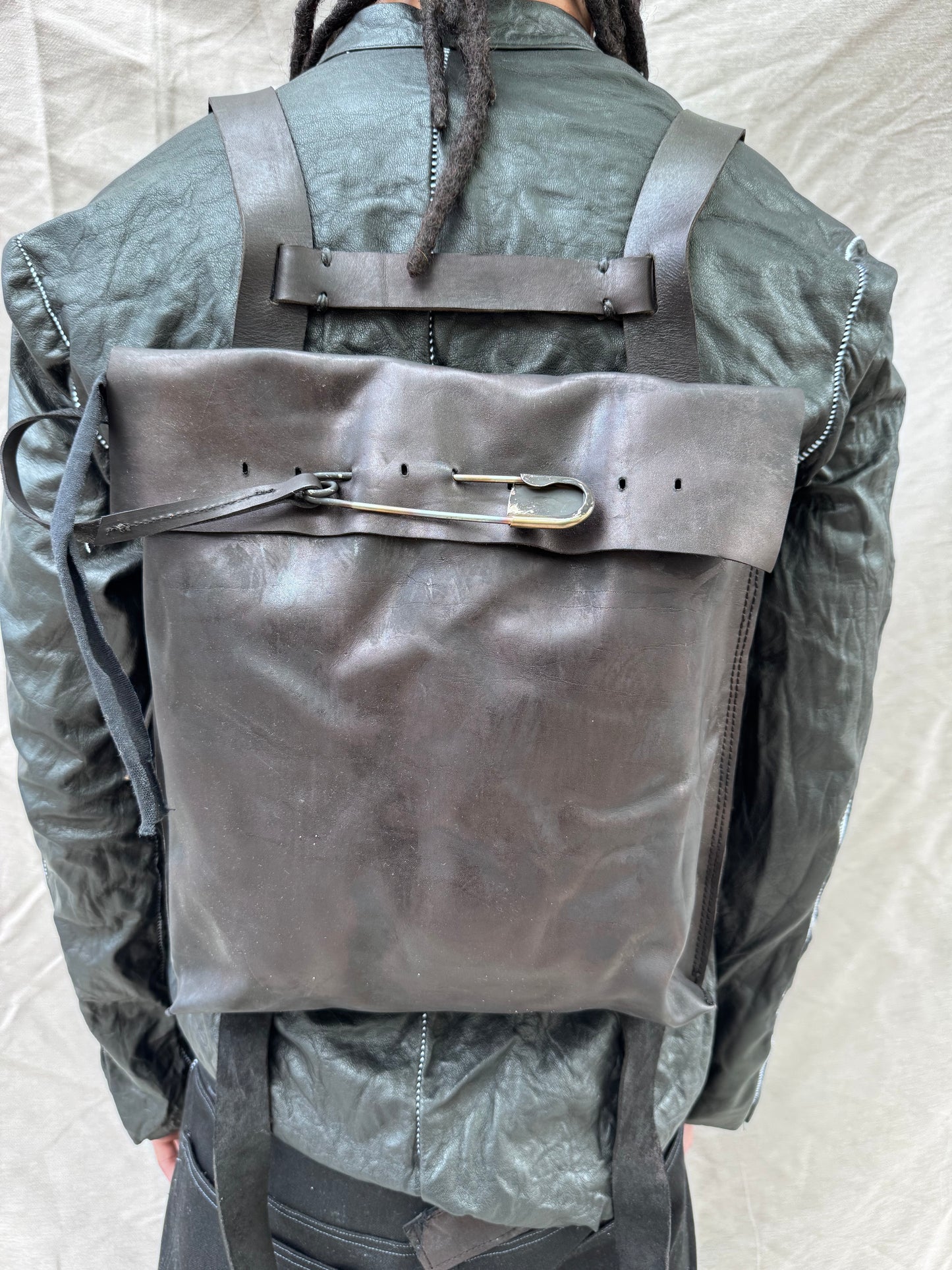 SS25 || LECTER - BACKPACK || BLACK OVERDYED COWHIDE
