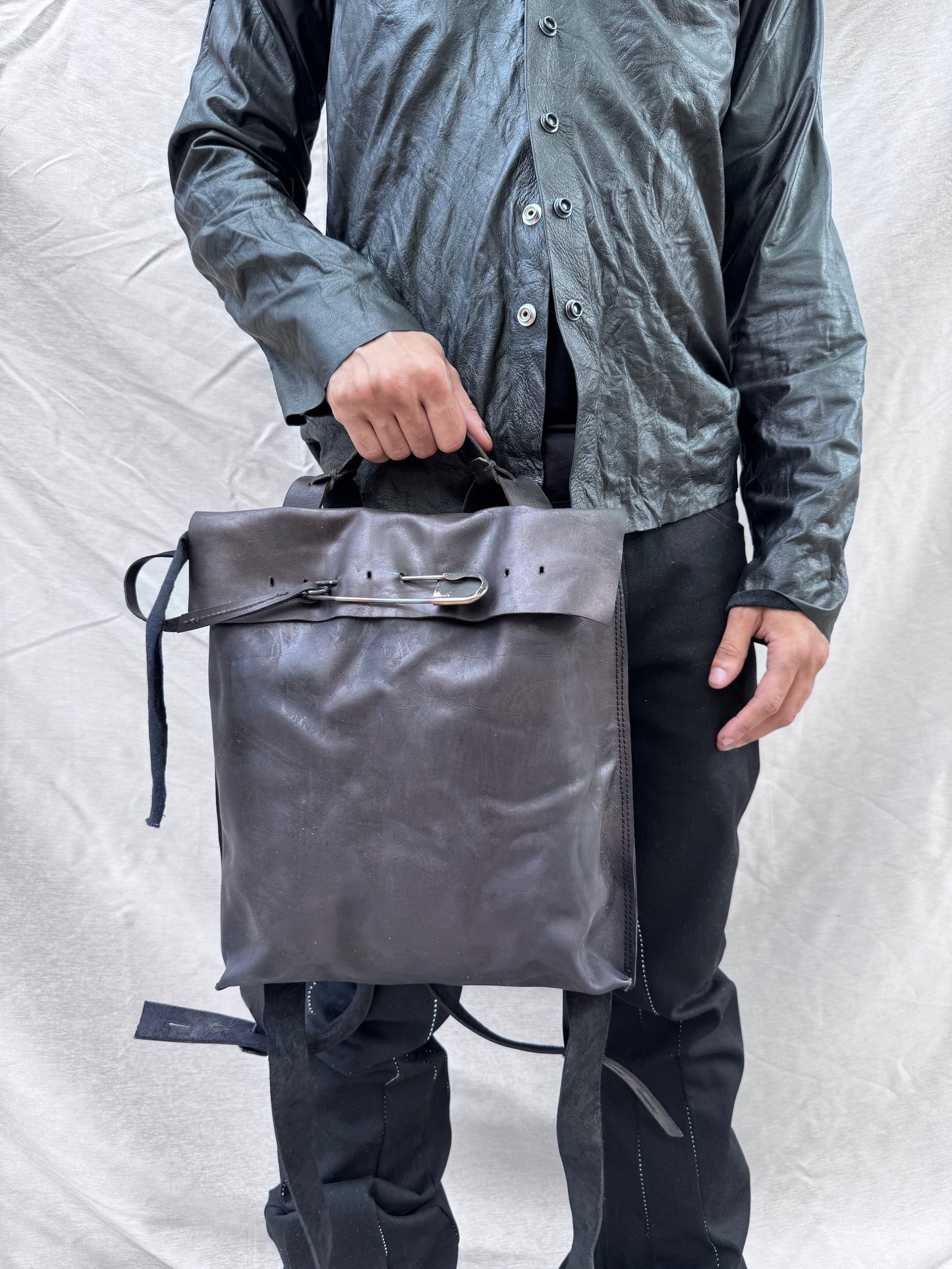 SS25 || LECTER - BACKPACK || BLACK OVERDYED COWHIDE