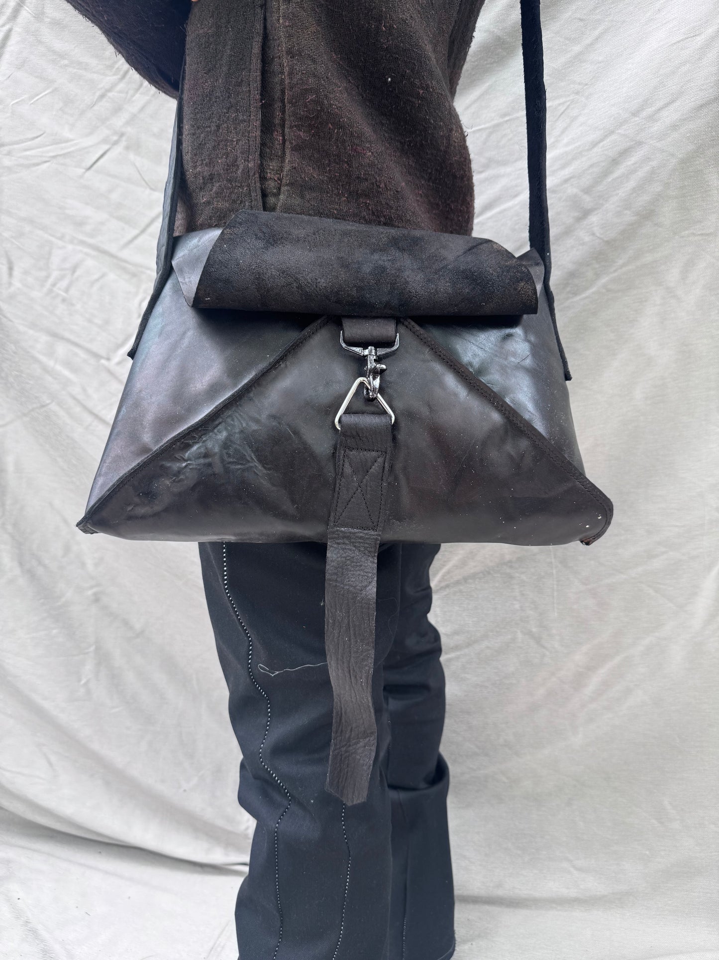 SS25 || MINI-A-POLIS || BLACK