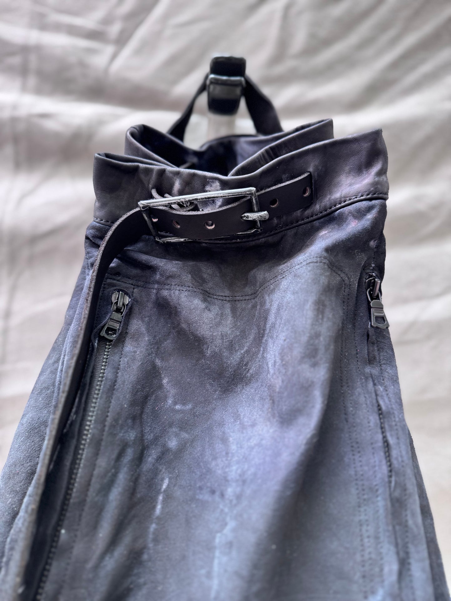SS25 || ONE SHOULDER SLING BAG || BLACK KANGAROO/ HORSE/ COWHIDE