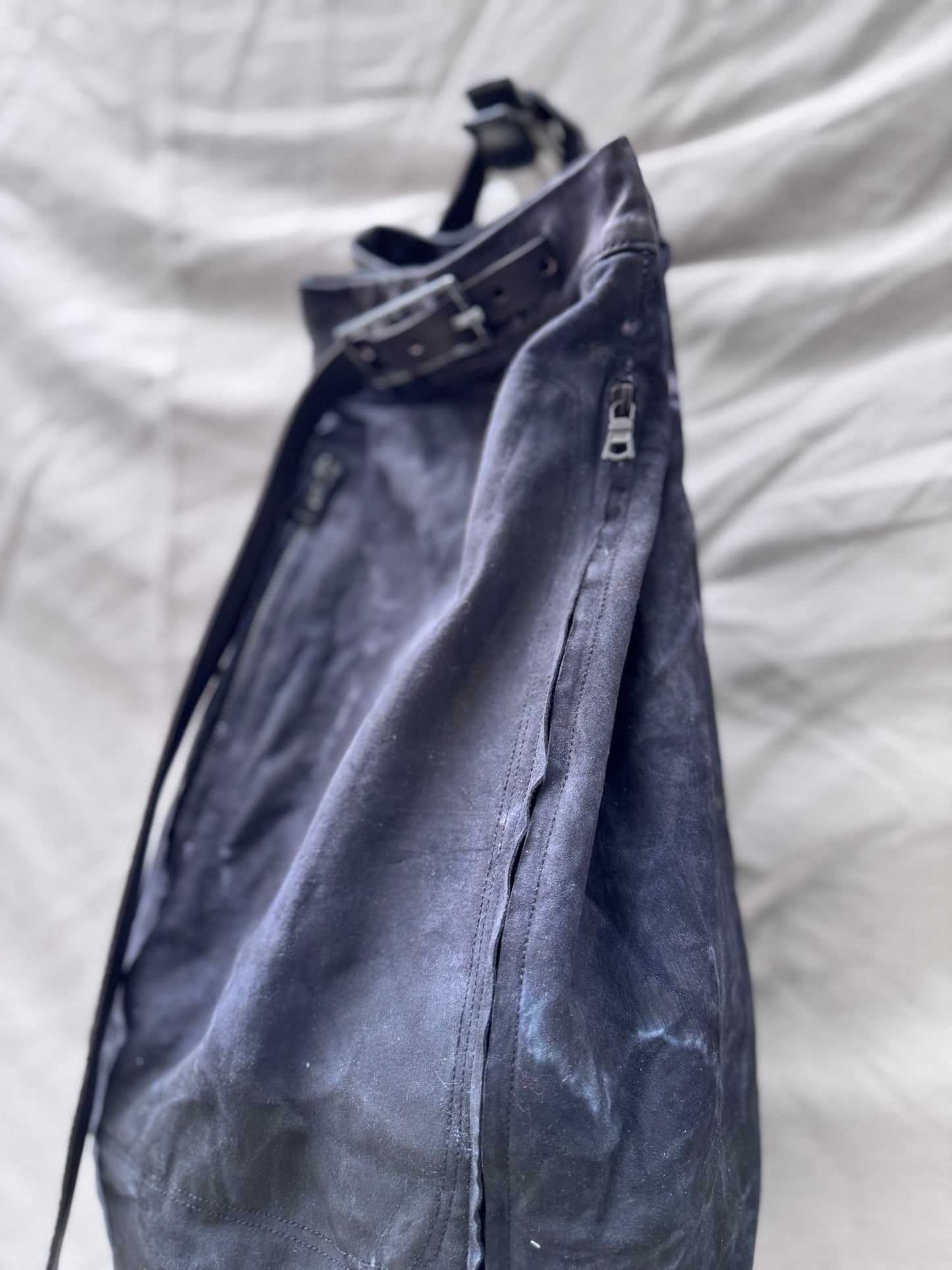 SS25 || ONE SHOULDER SLING BAG || BLACK KANGAROO/ HORSE/ COWHIDE