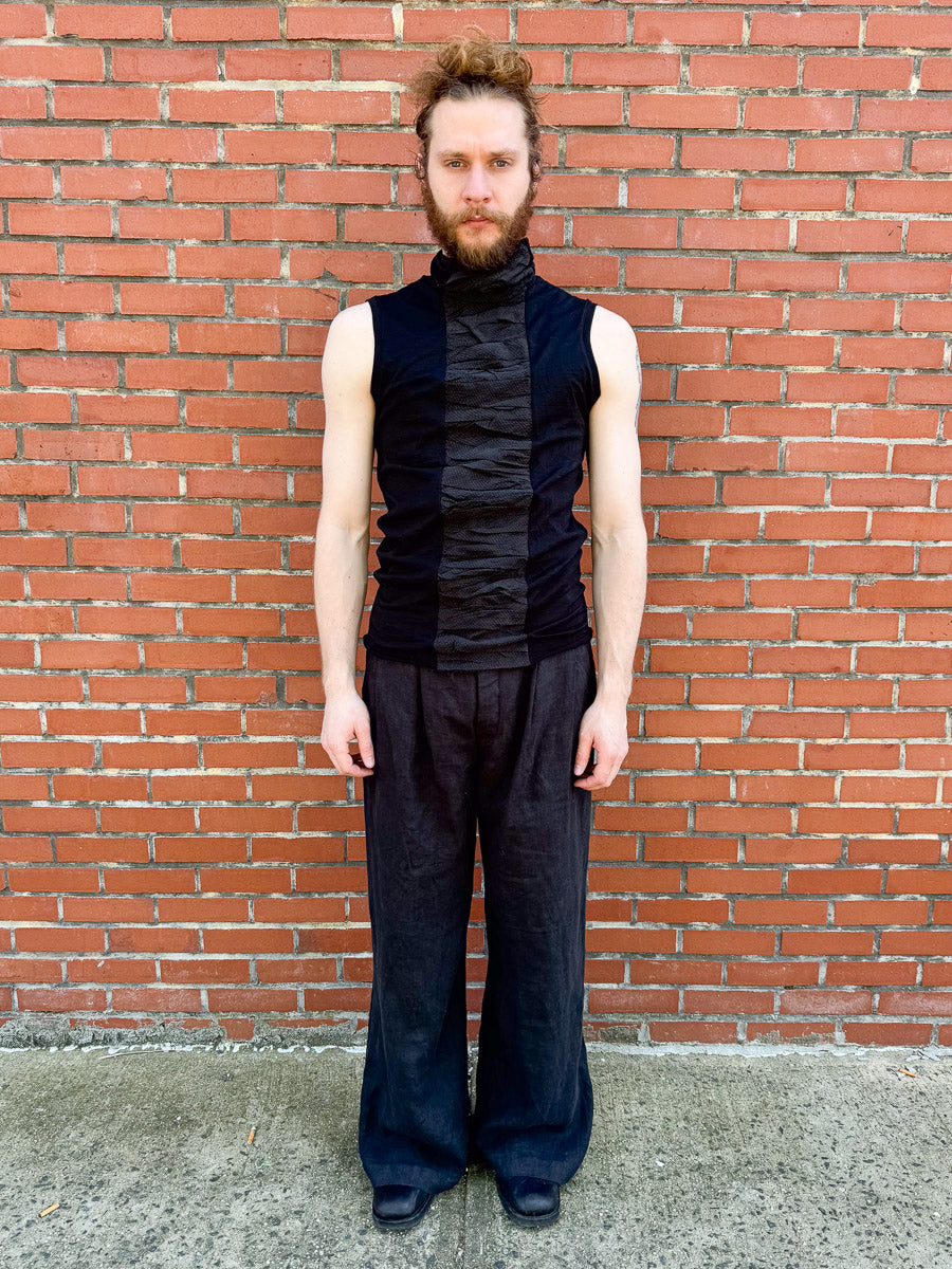 SS24 || HIGH NECK RUCHED FRONT SLEEVELESS TEE || BLACK