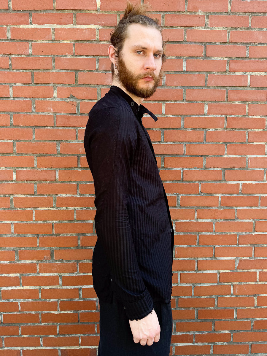 SS24 || FAULTED SHOULDER .5 COTTON LINEN SHIRT || BLACK