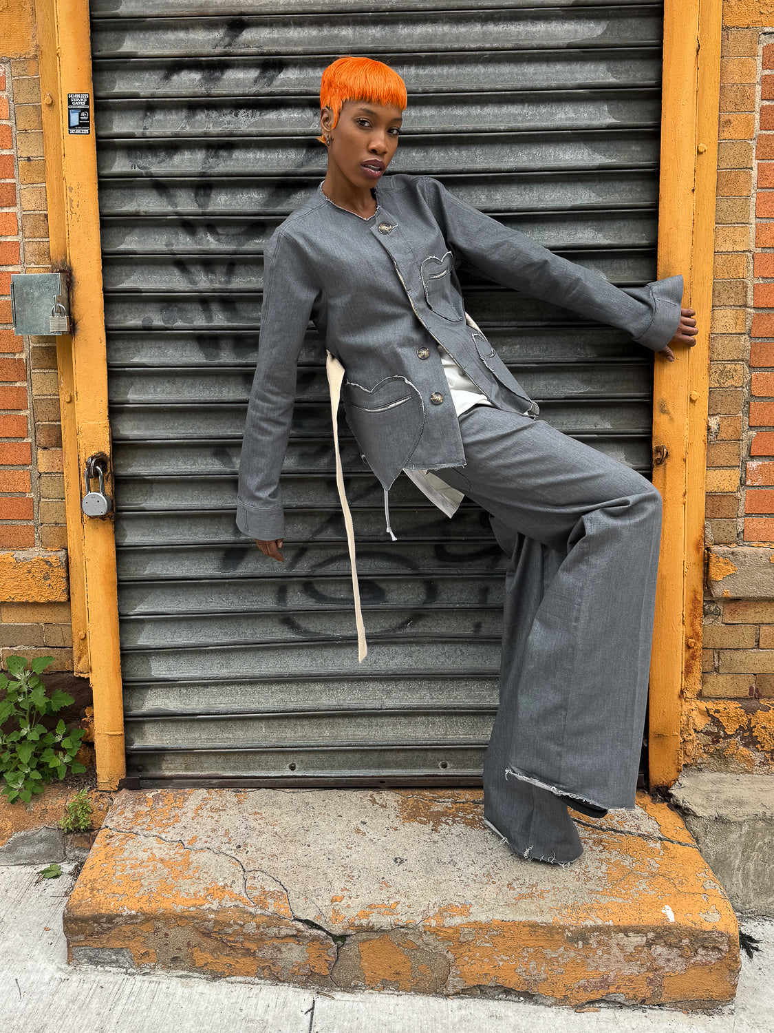 SS24 || FAULTED SHOULDER TRI-HEART JACKET || GREY STRETCH