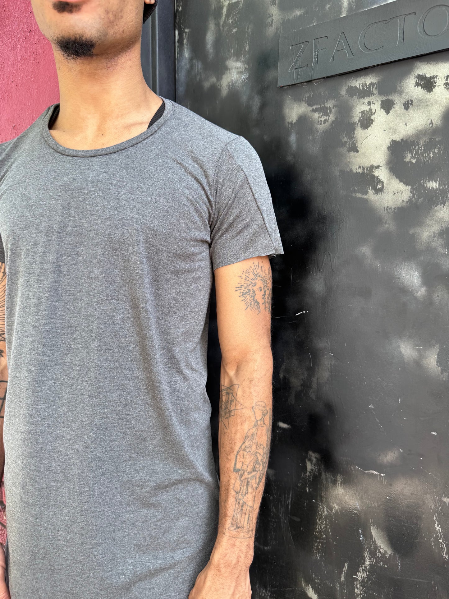 ZBT- JAMAICA || ECHADH SEAM SHORT SLEEVE TOP || GREY