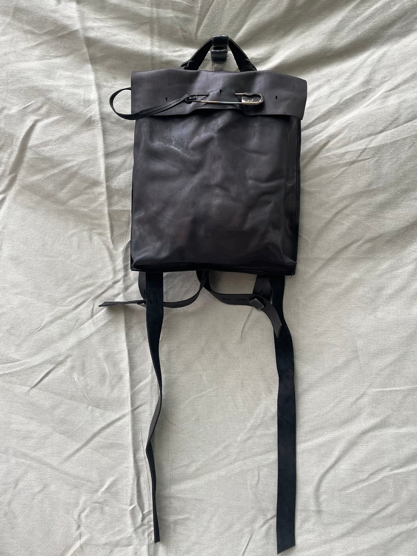 SS25 || LECTER - BACKPACK || BLACK OVERDYED COWHIDE