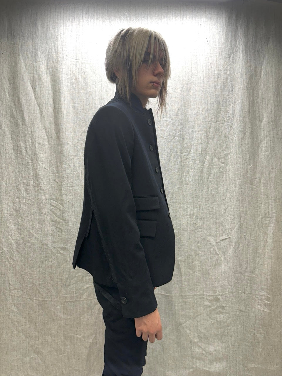 FW24 || SILK SEAMED PEAKED LAPEL BLAZER || BLACK