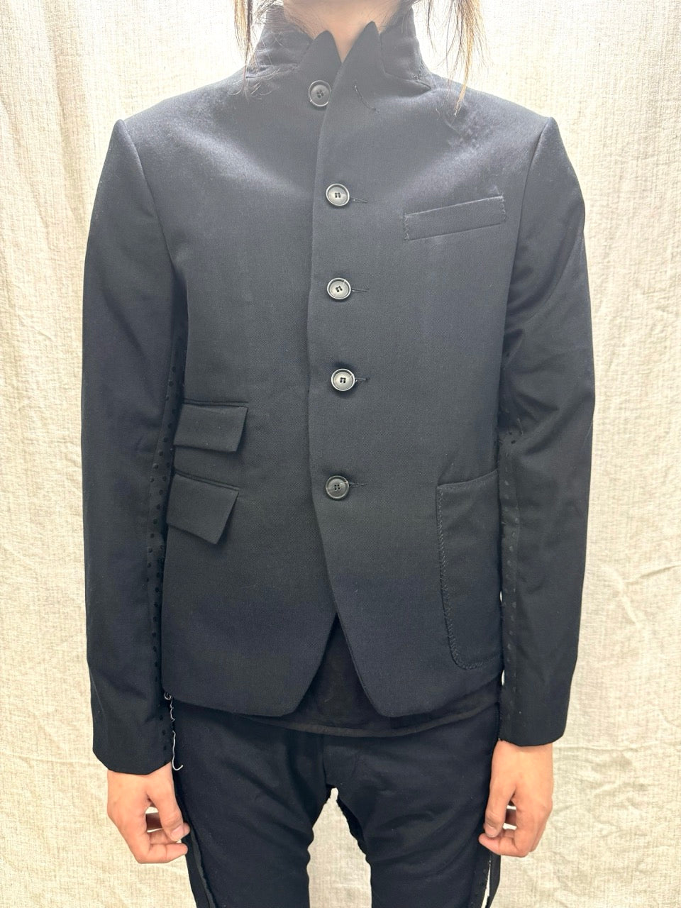 FW24 || SILK SEAMED PEAKED LAPEL BLAZER || BLACK