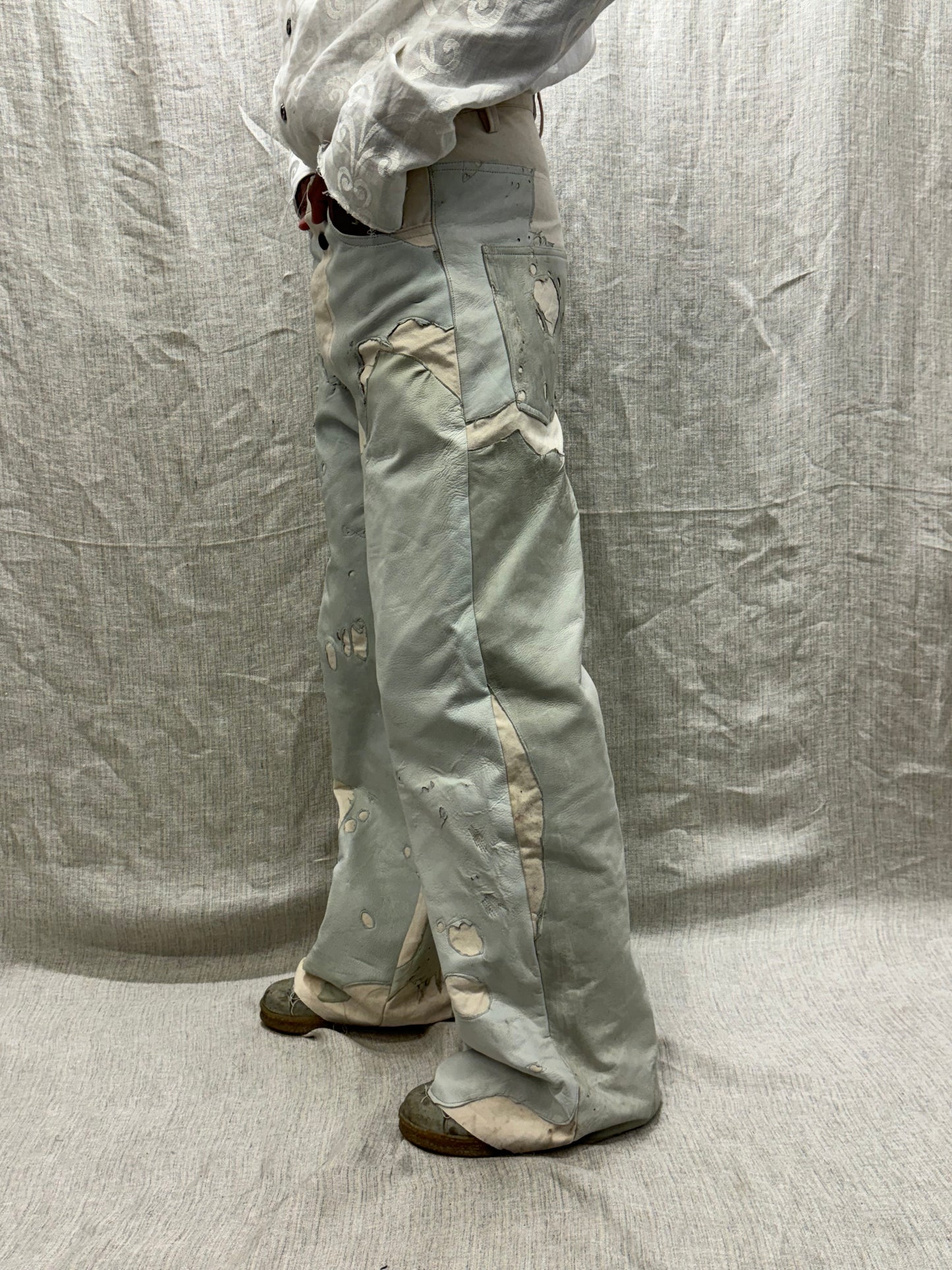FW24 || MOONSTAR GODDE JEANS || WHITE
